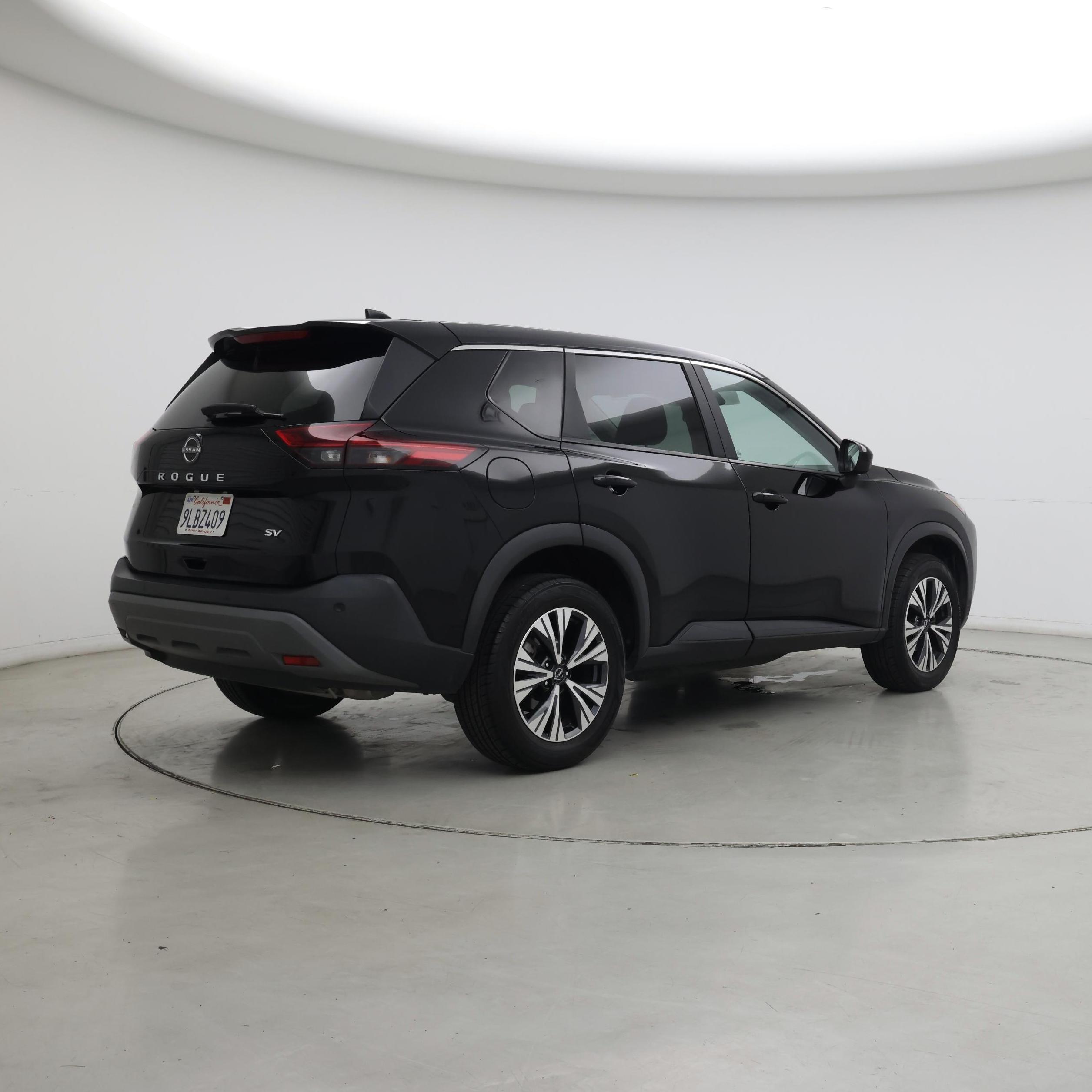 Thumbnail: 2023 Nissan Rogue - 8
