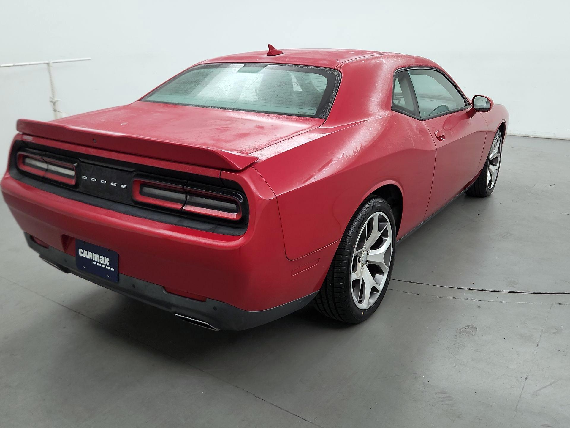 Thumbnail: 2016 Dodge Challenger - 5