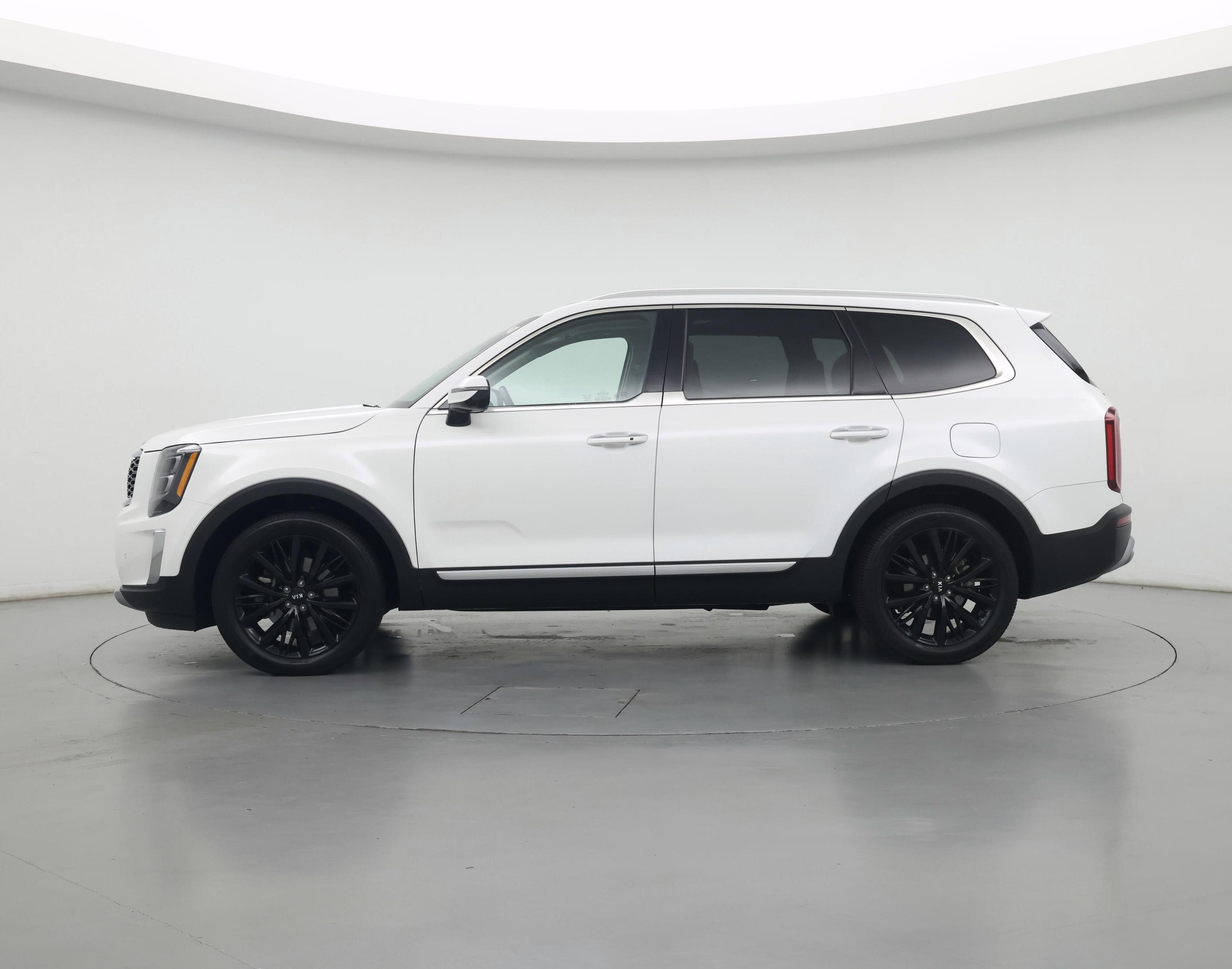 Thumbnail: 2020 Kia Telluride - 3