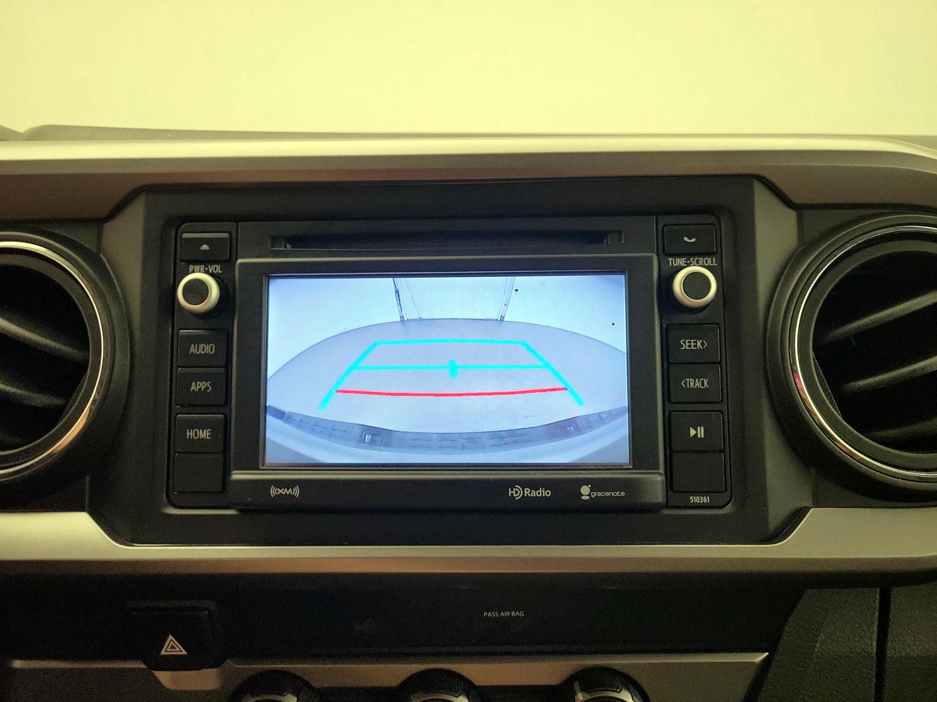 Thumbnail: 2019 Toyota Tacoma - 14
