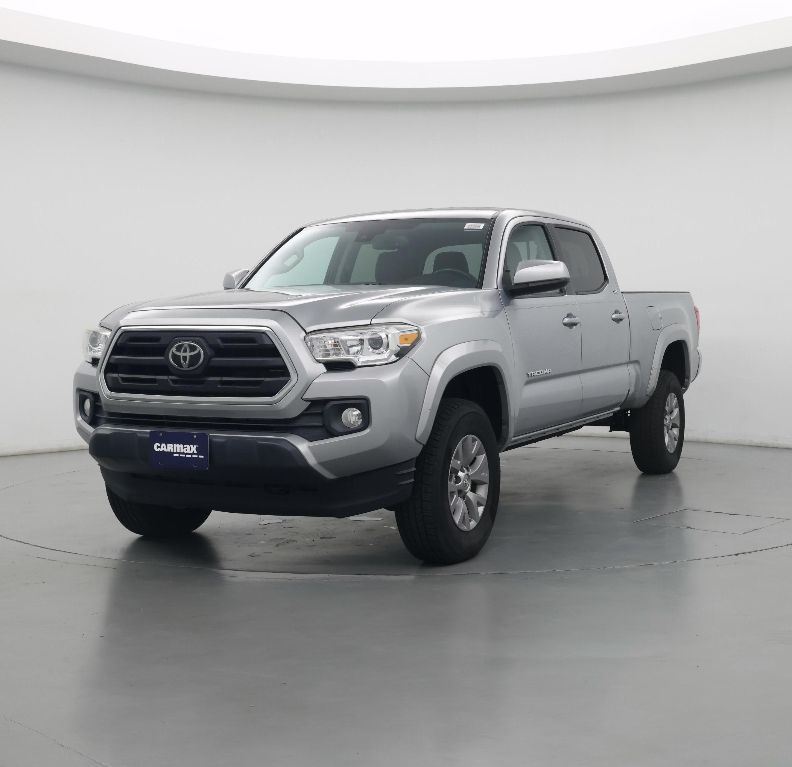 Thumbnail: 2019 Toyota Tacoma - 4