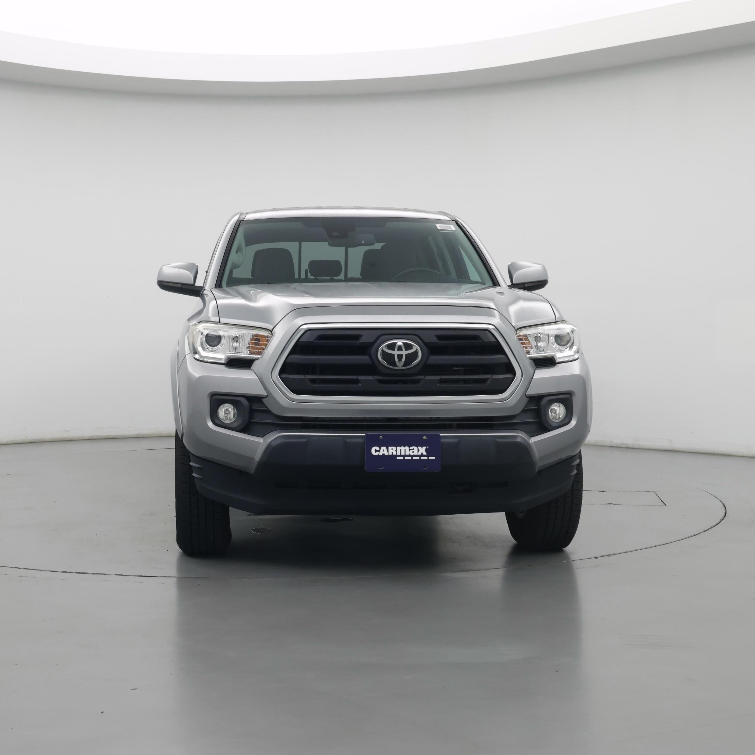 Thumbnail: 2019 Toyota Tacoma - 5