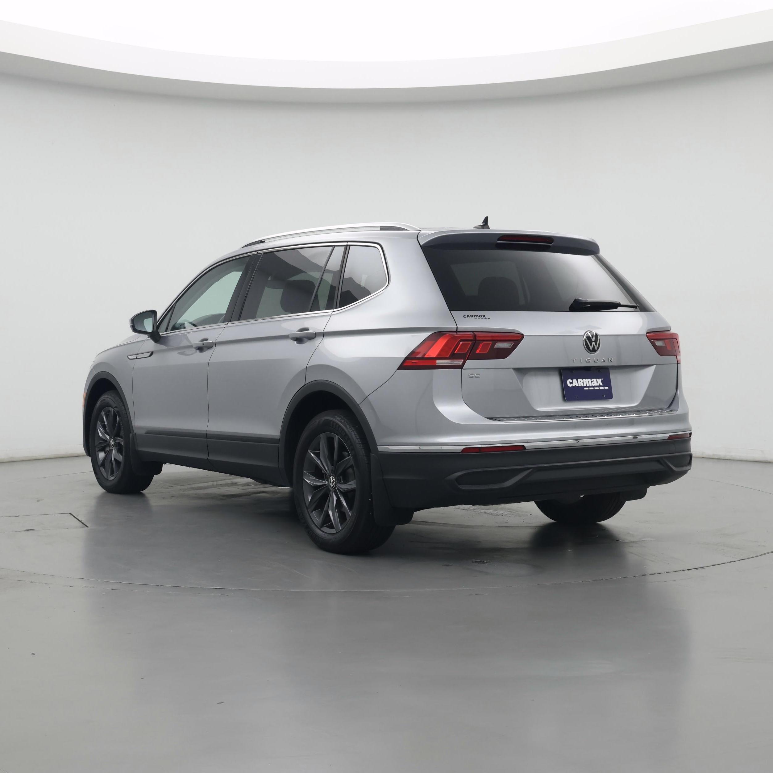 Thumbnail: 2023 Volkswagen Tiguan - 2