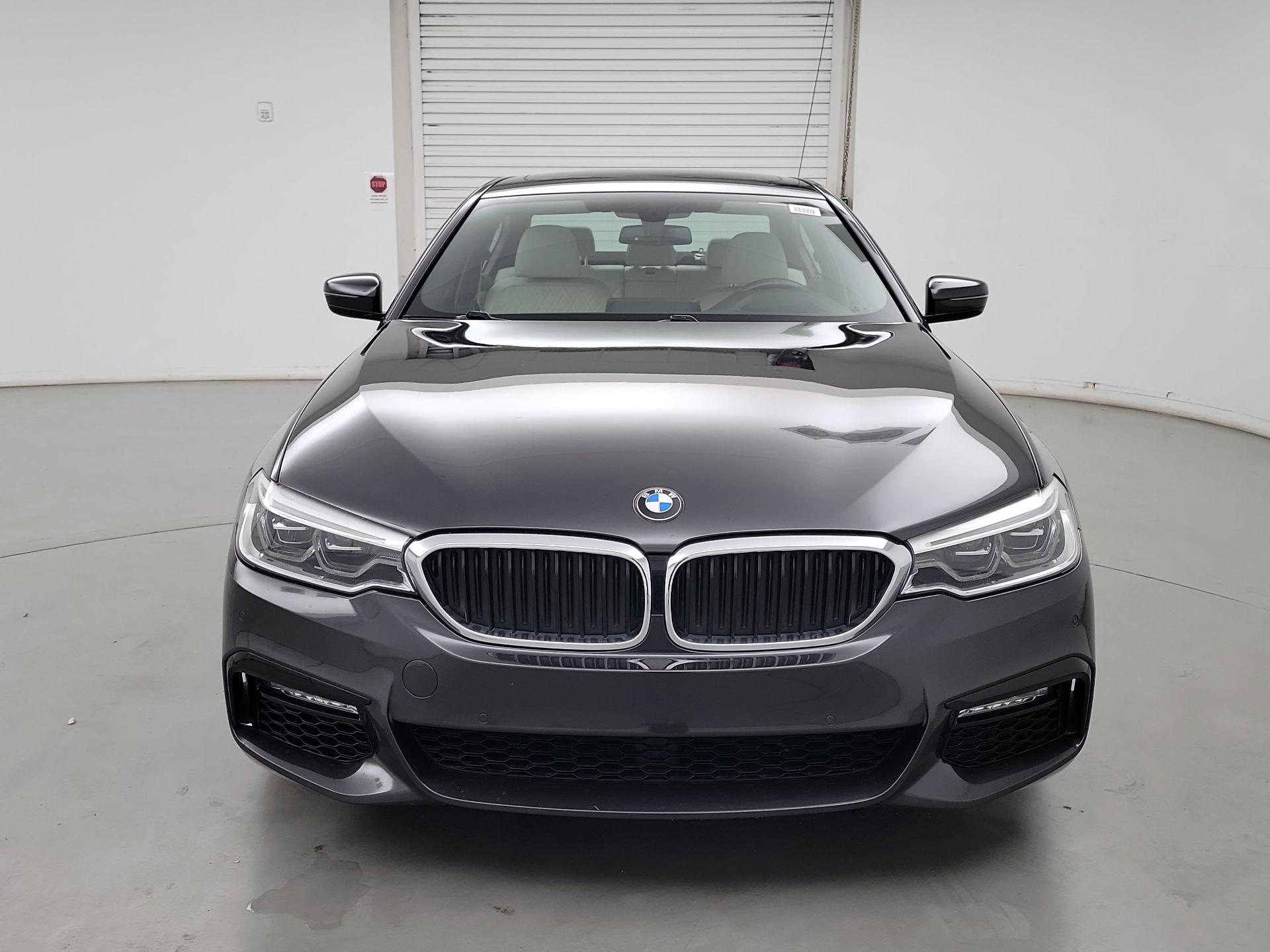 Thumbnail: 2017 BMW 5 Series - 2