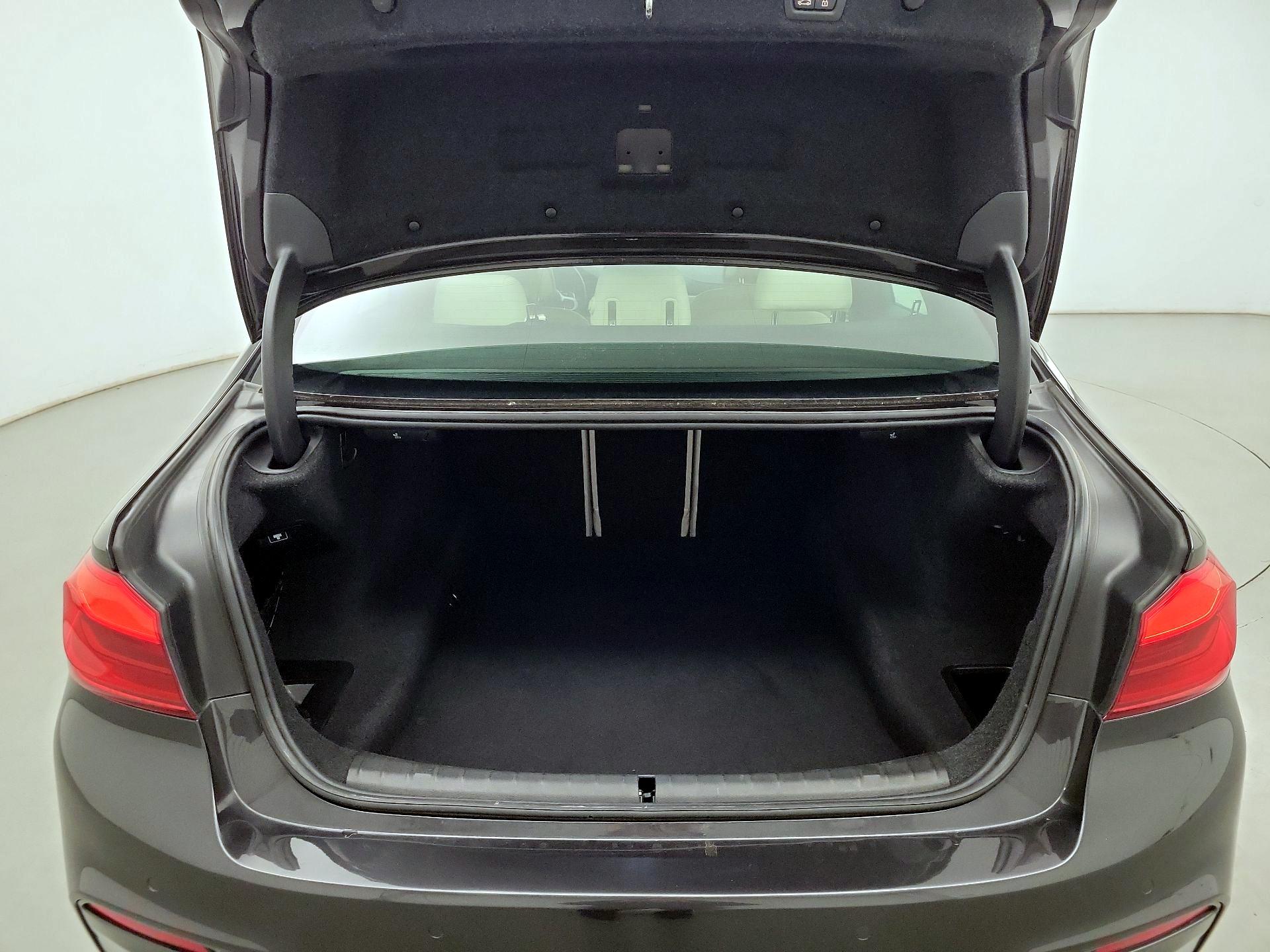 Thumbnail: 2017 BMW 5 Series - 19