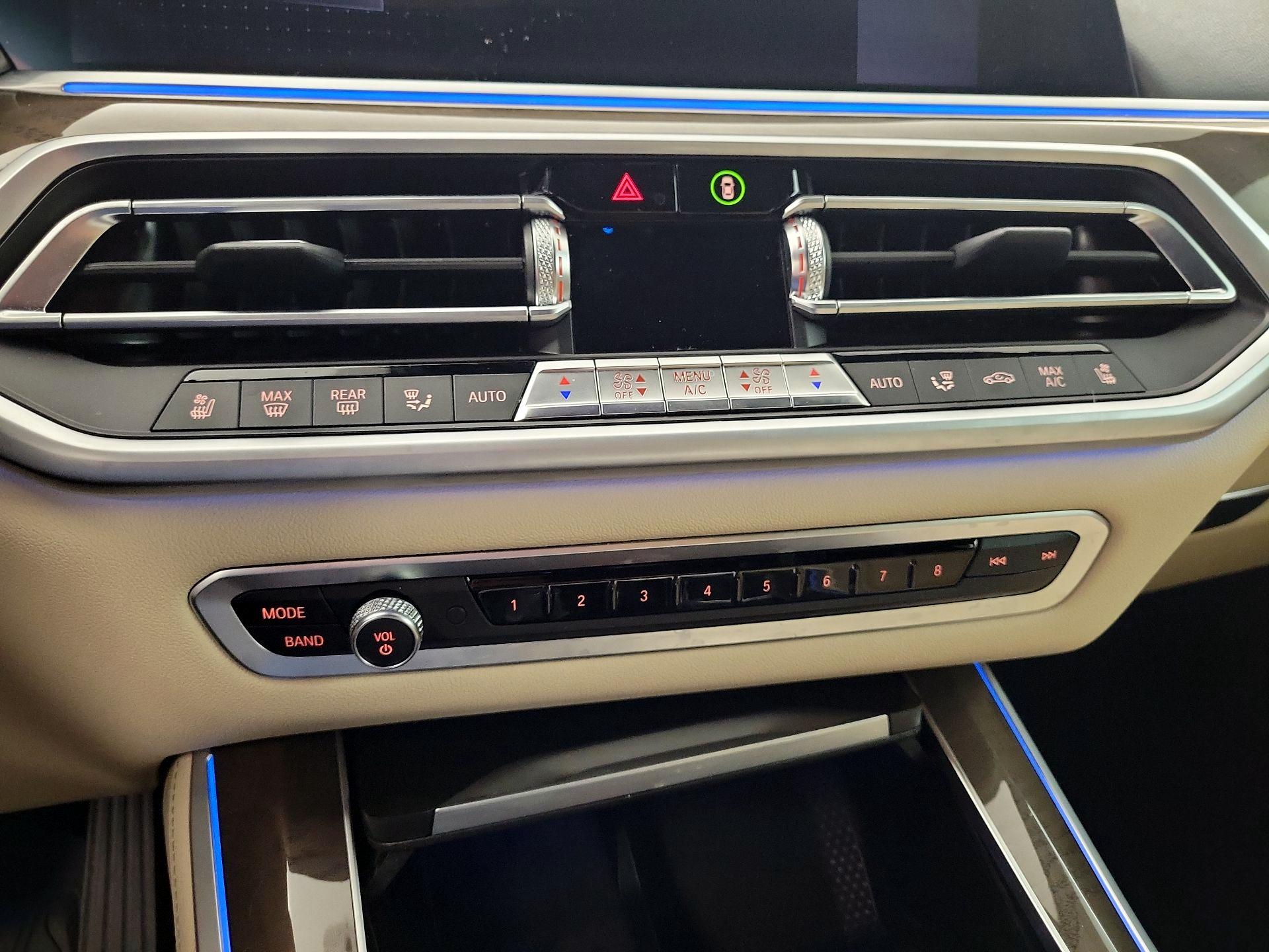 Thumbnail: 2022 BMW X5 - 17