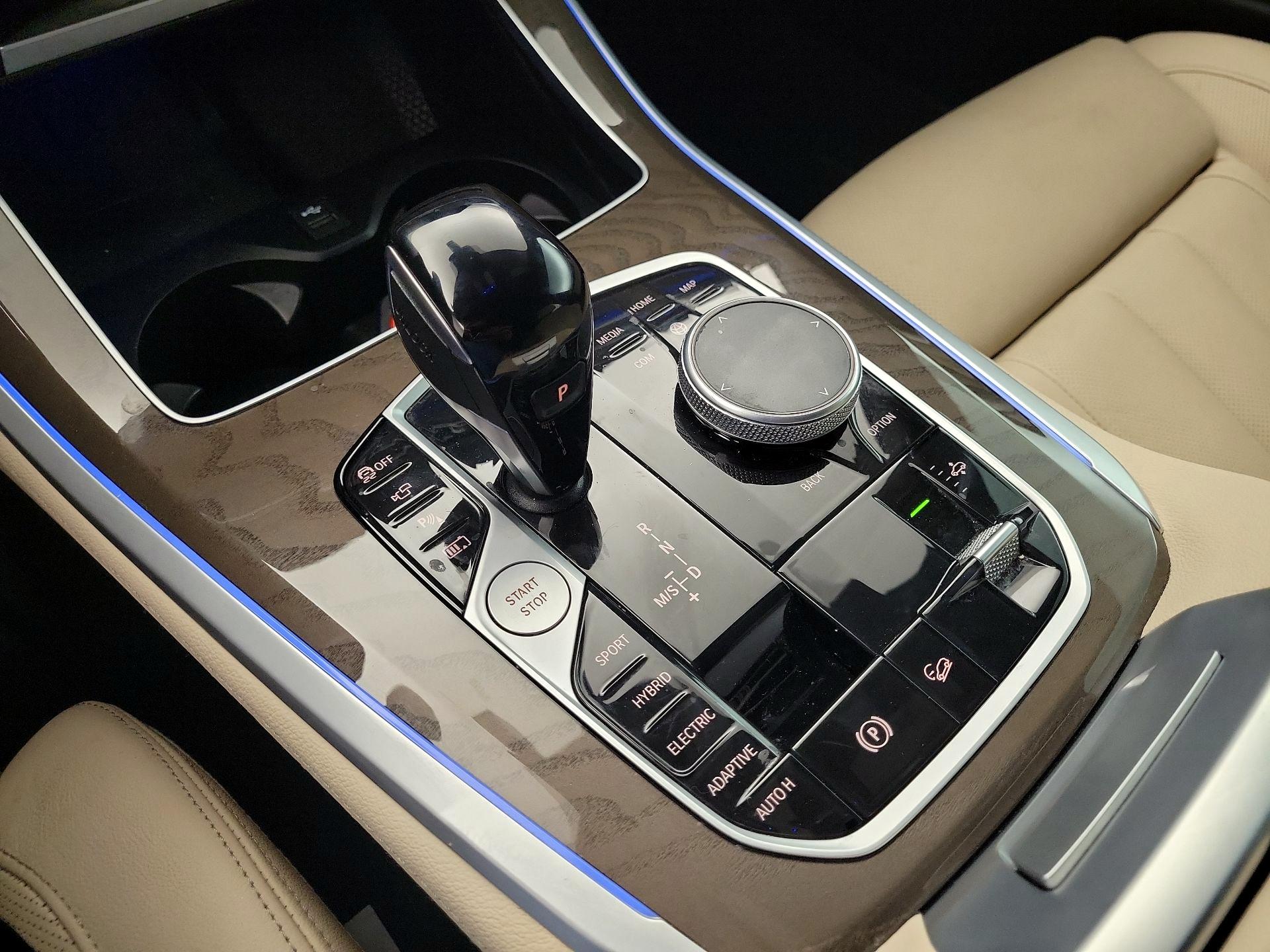 Thumbnail: 2022 BMW X5 - 18