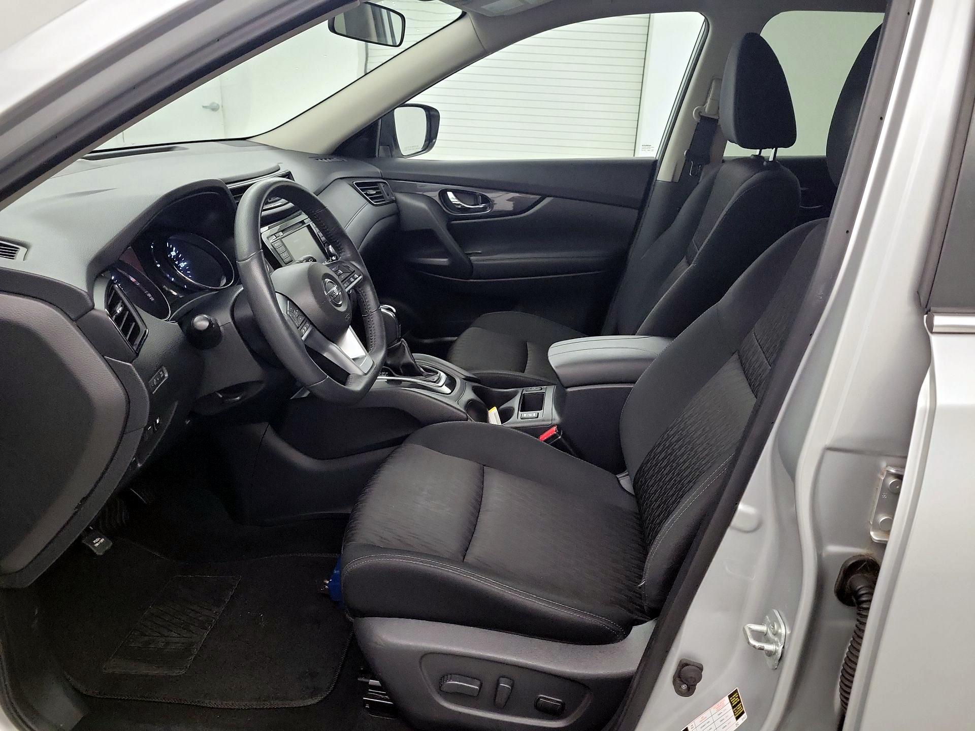 Thumbnail: 2018 Nissan Rogue - 11