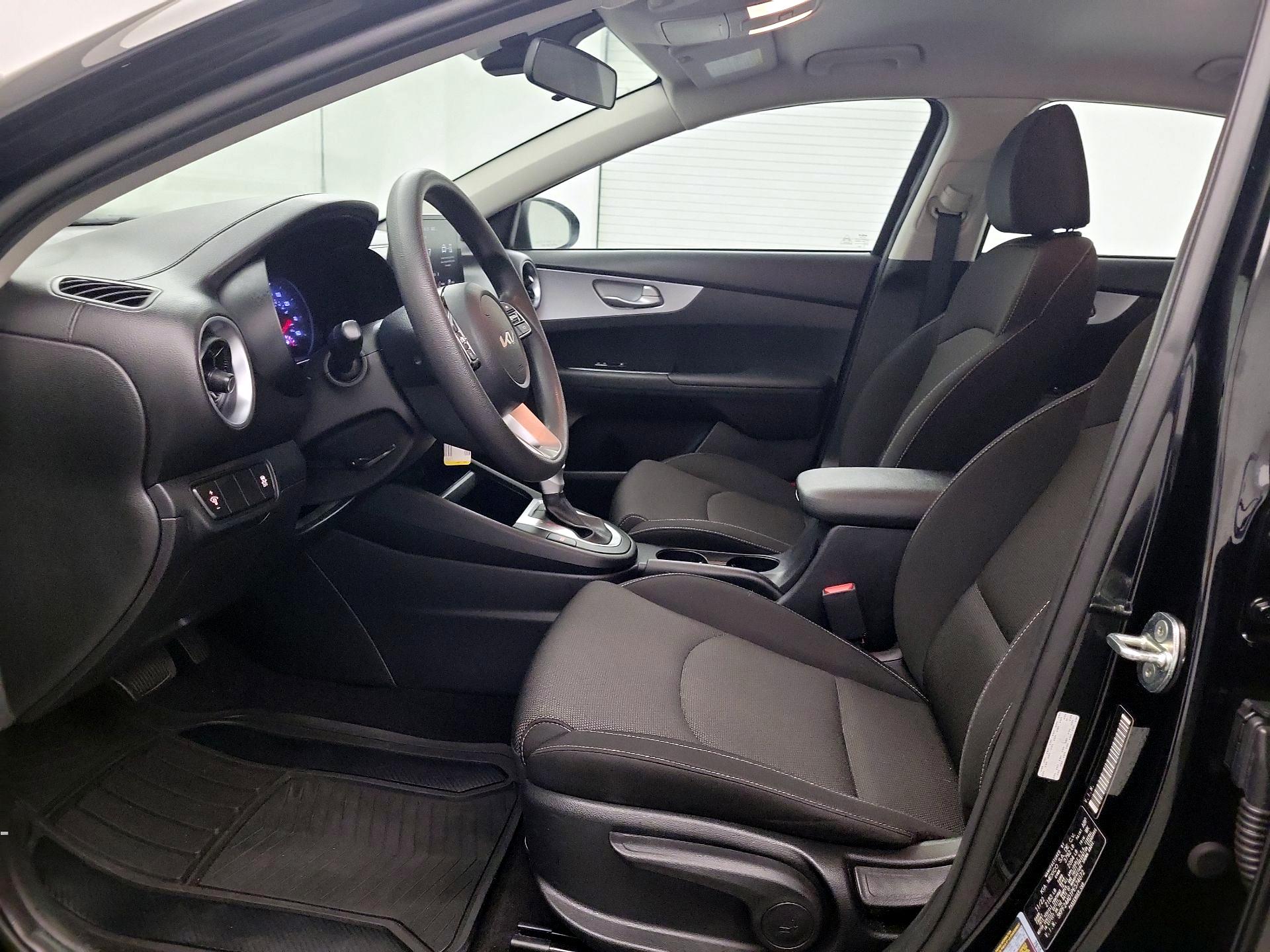 Thumbnail: 2023 Kia Forte - 11