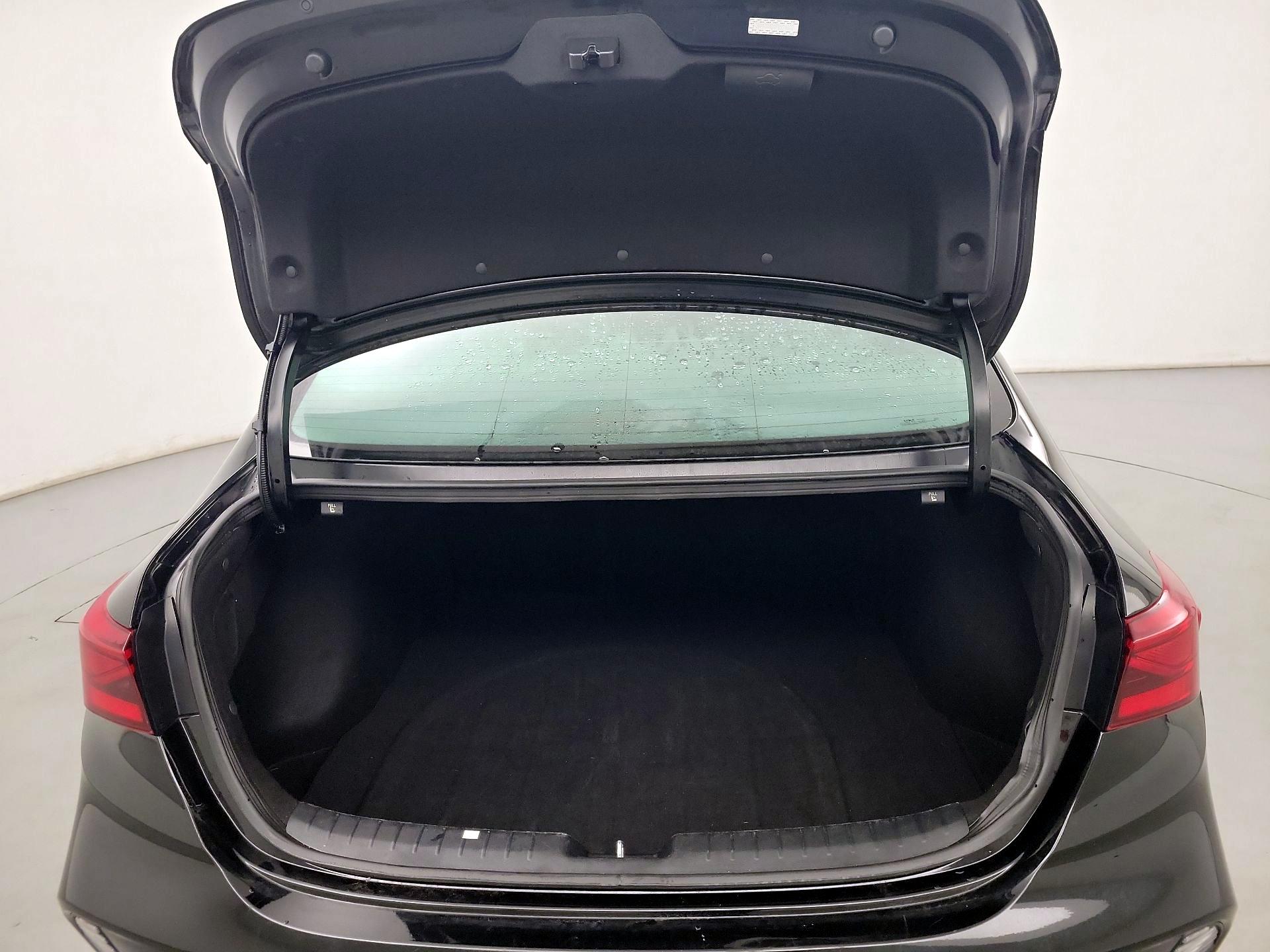 Thumbnail: 2023 Kia Forte - 20