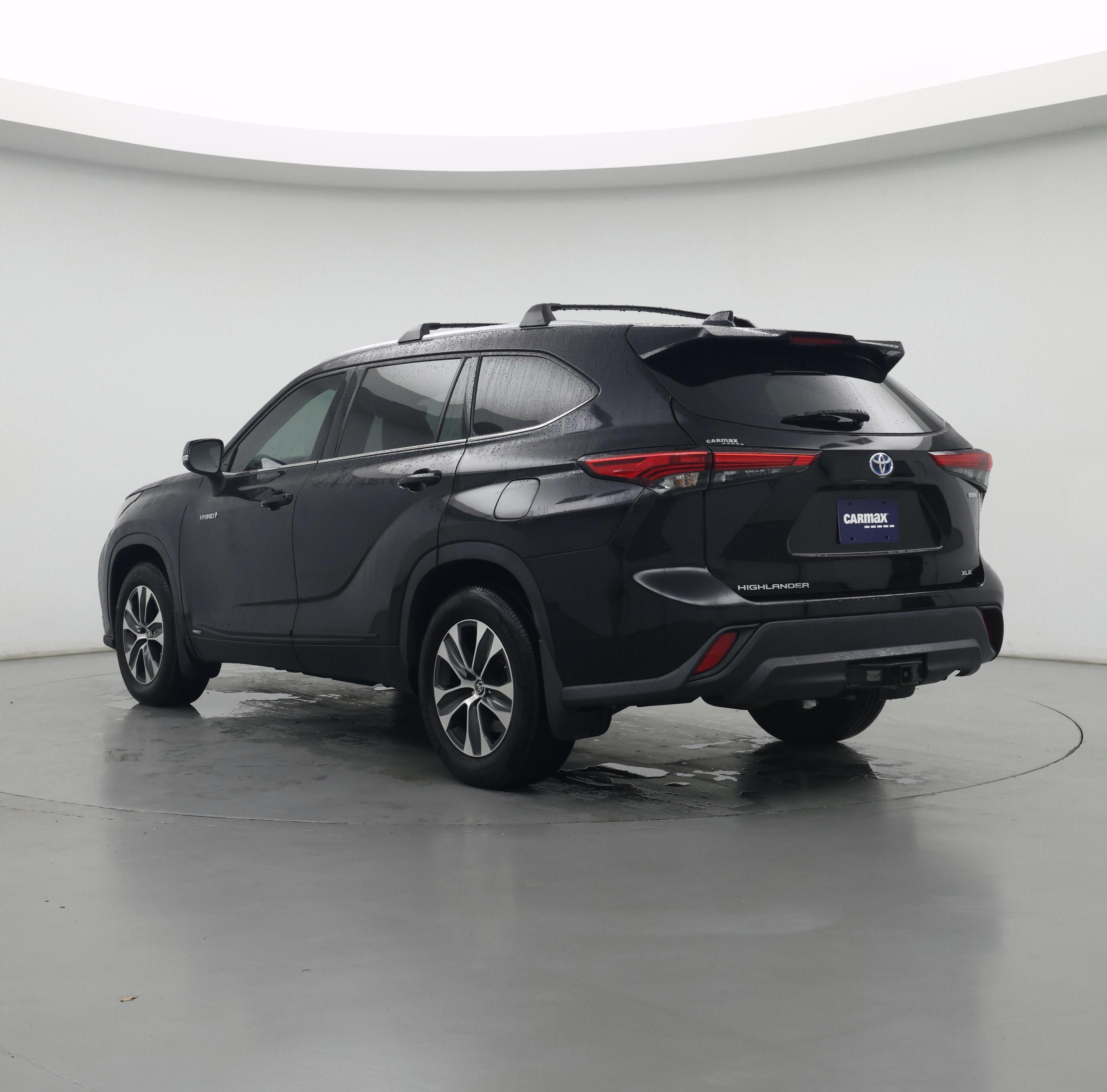 Thumbnail: 2021 Toyota Highlander - 2