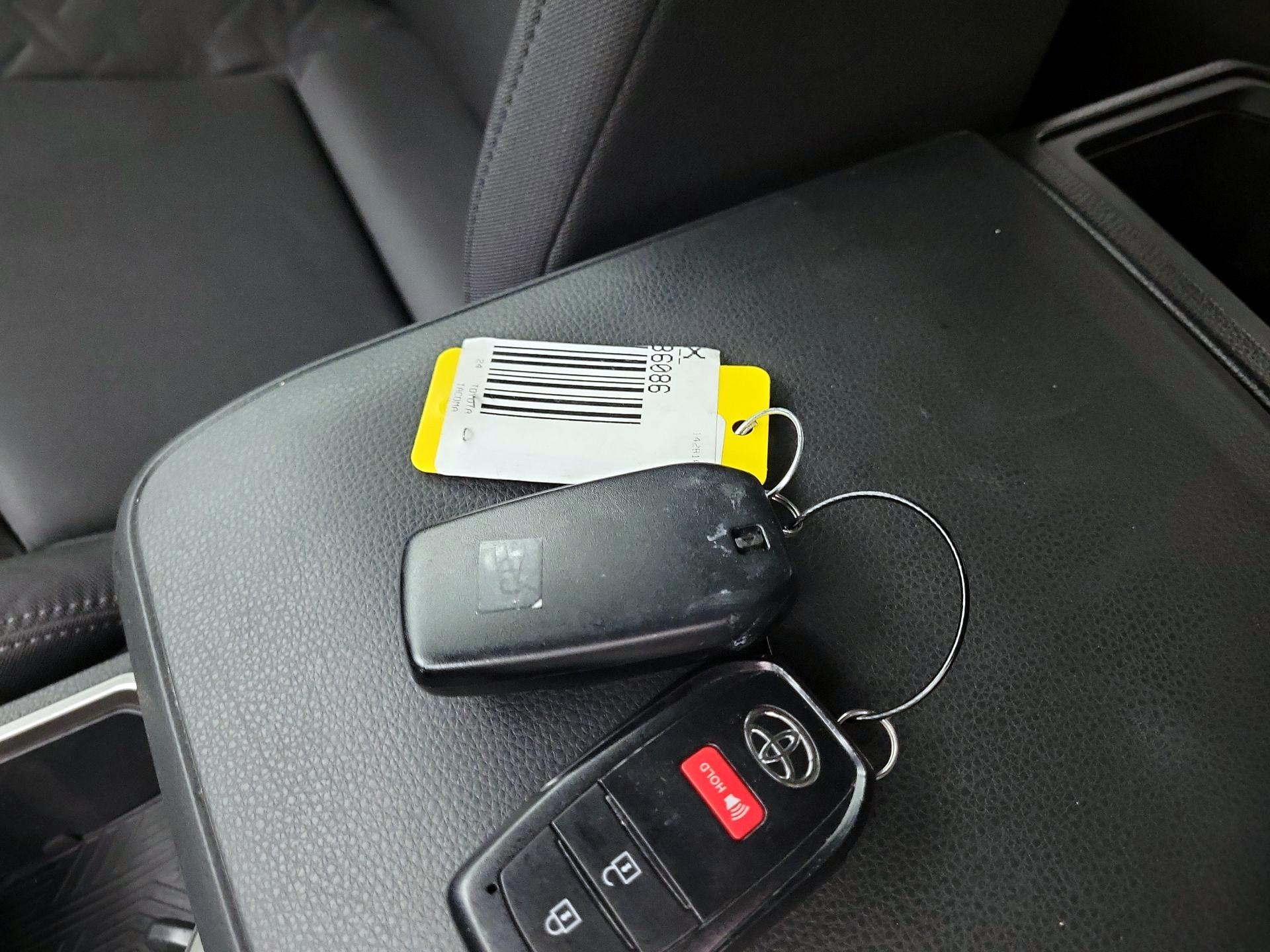 Thumbnail: 2024 Toyota Tacoma - 20