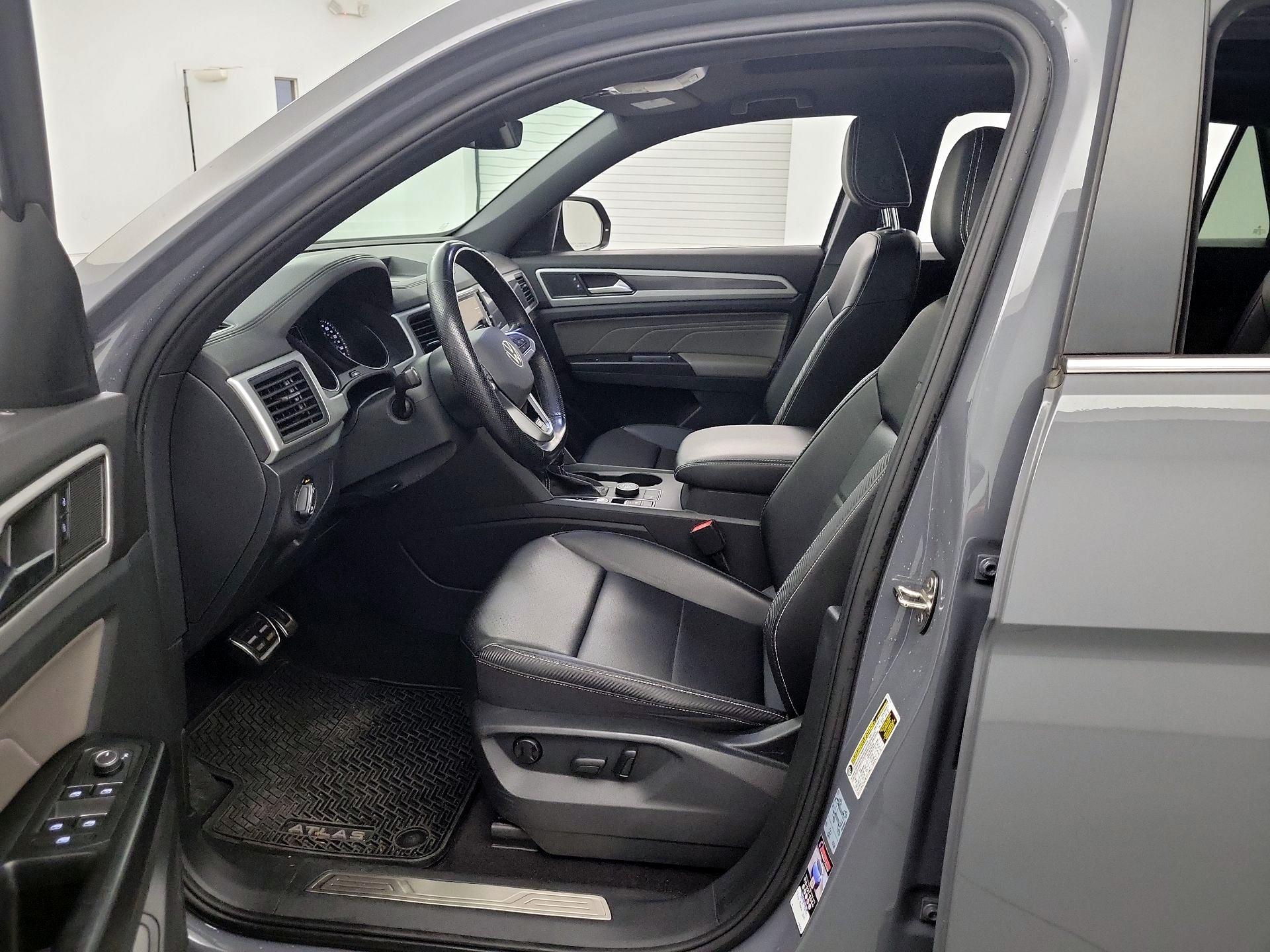 Thumbnail: 2021 Volkswagen Atlas - 9