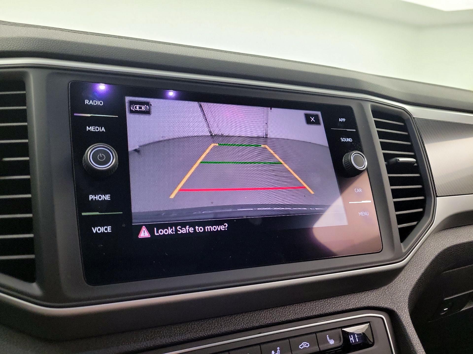 Thumbnail: 2021 Volkswagen Atlas - 12