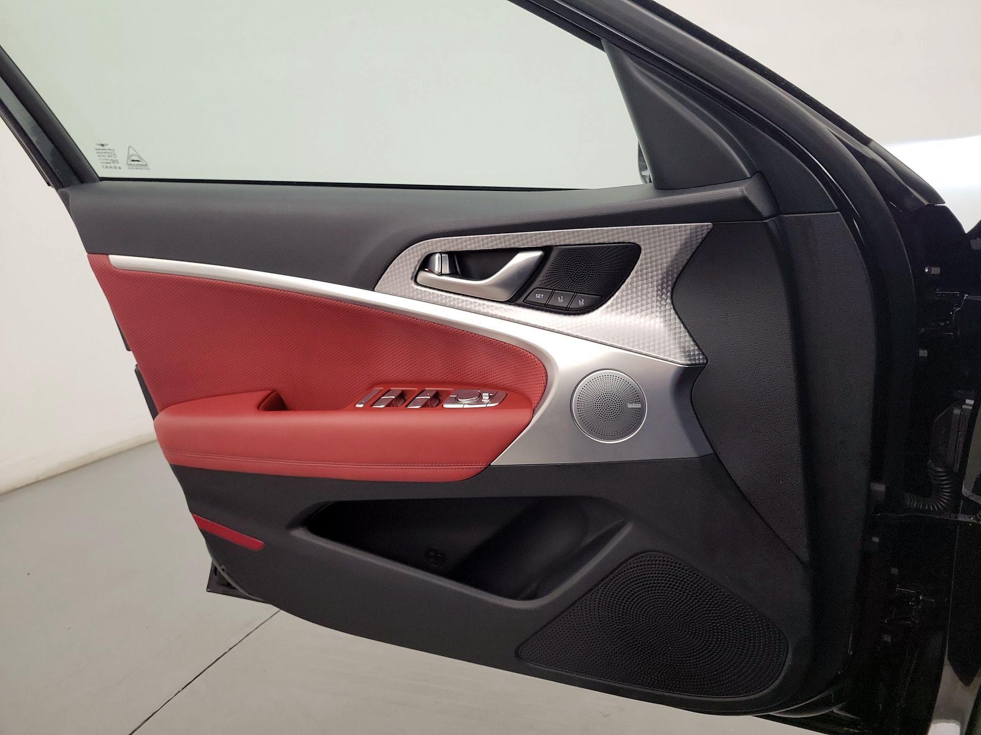 Thumbnail: 2023 Genesis G70 - 10