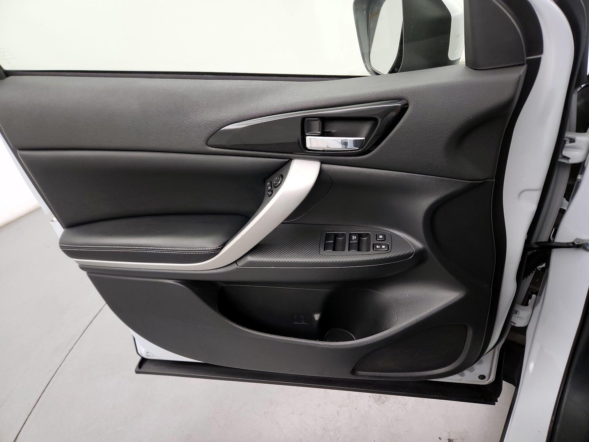 Thumbnail: 2023 Mitsubishi Eclipse Cross - 10