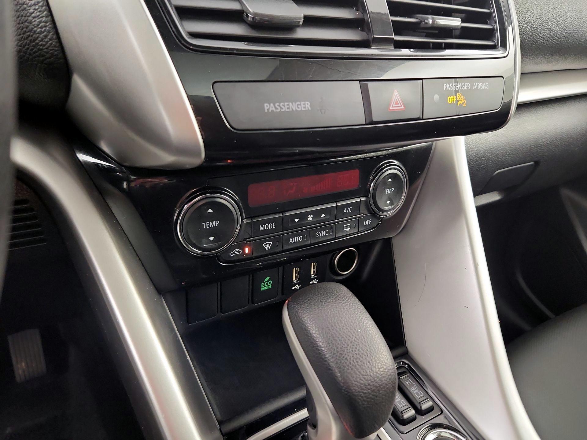 Thumbnail: 2023 Mitsubishi Eclipse Cross - 14