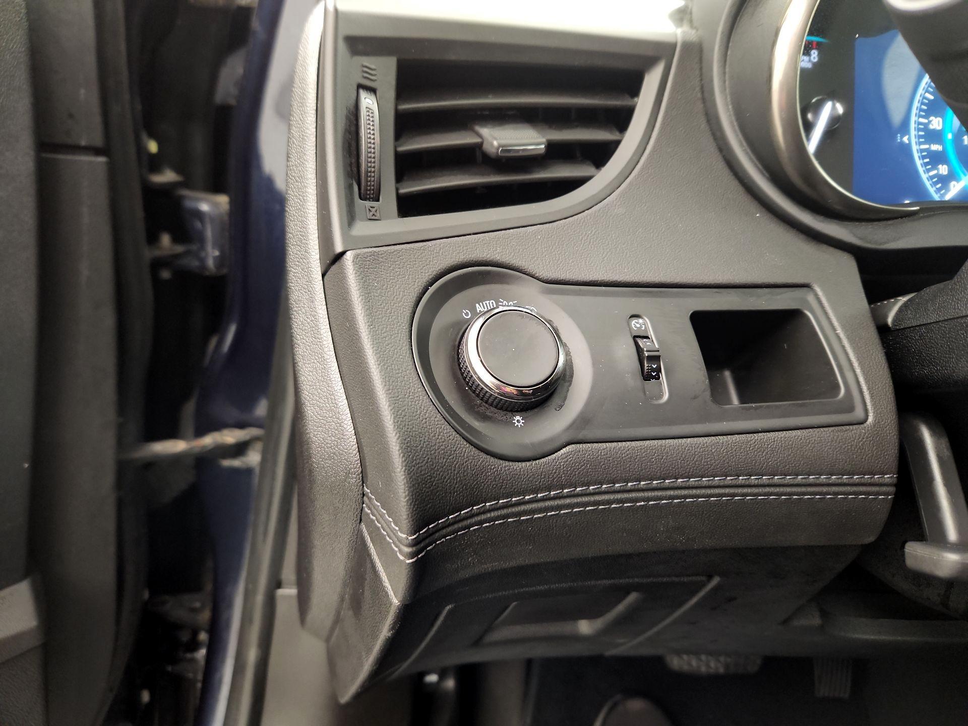 Thumbnail: 2016 Buick LaCrosse - 11