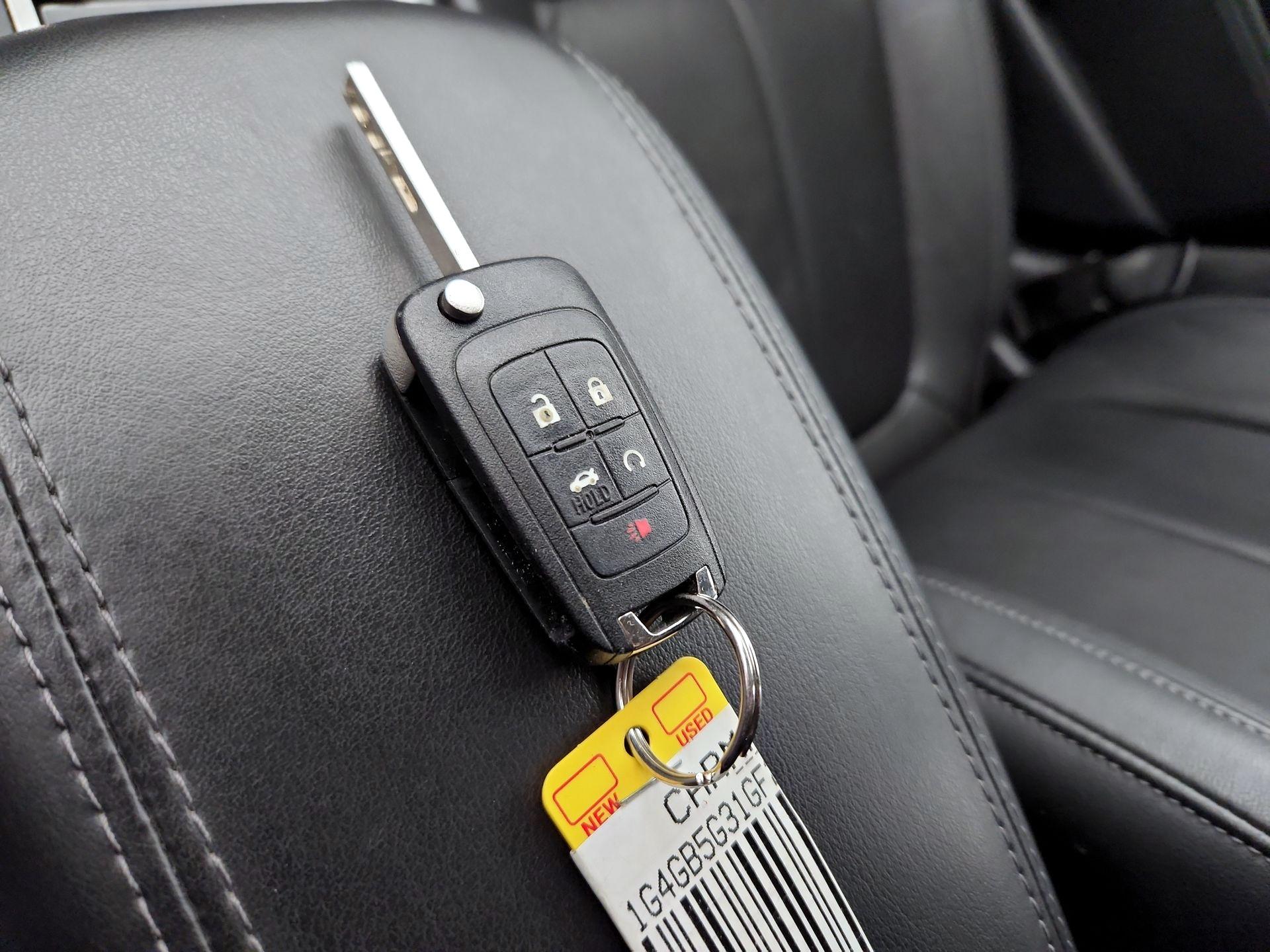 Thumbnail: 2016 Buick LaCrosse - 19