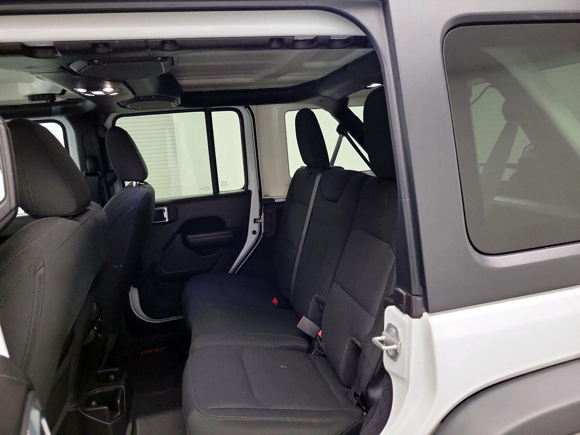 Thumbnail: 2021 Jeep Wrangler - 18