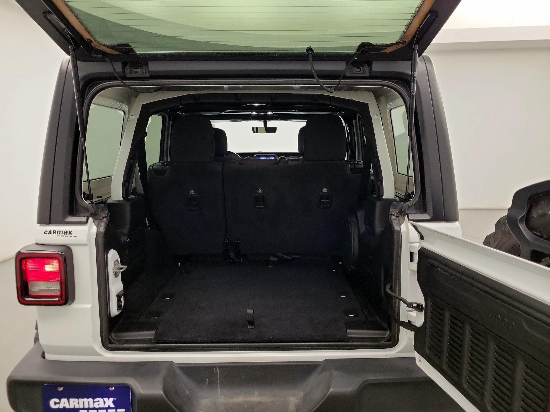 Thumbnail: 2021 Jeep Wrangler - 19