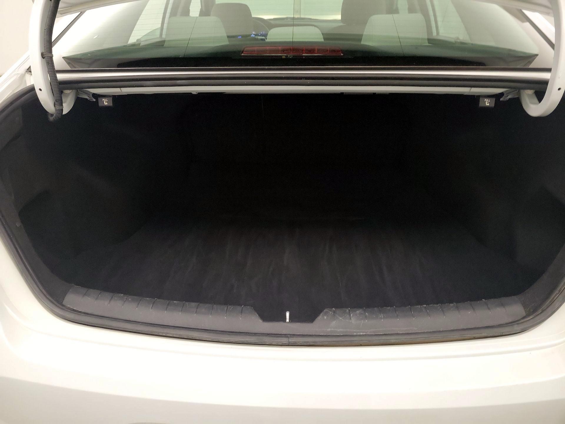 Thumbnail: 2018 Hyundai Sonata - 18