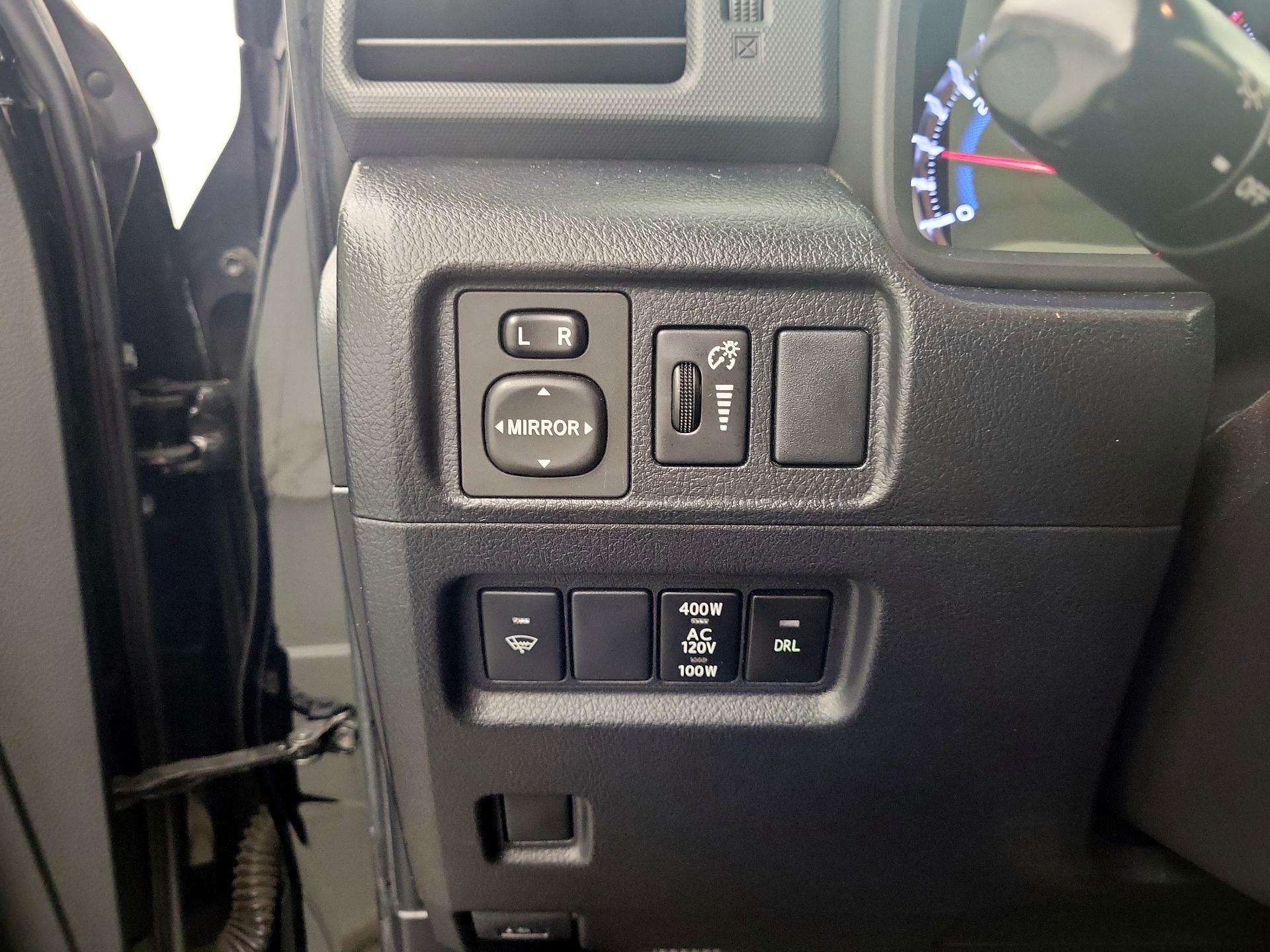 Thumbnail: 2019 Toyota 4Runner - 11