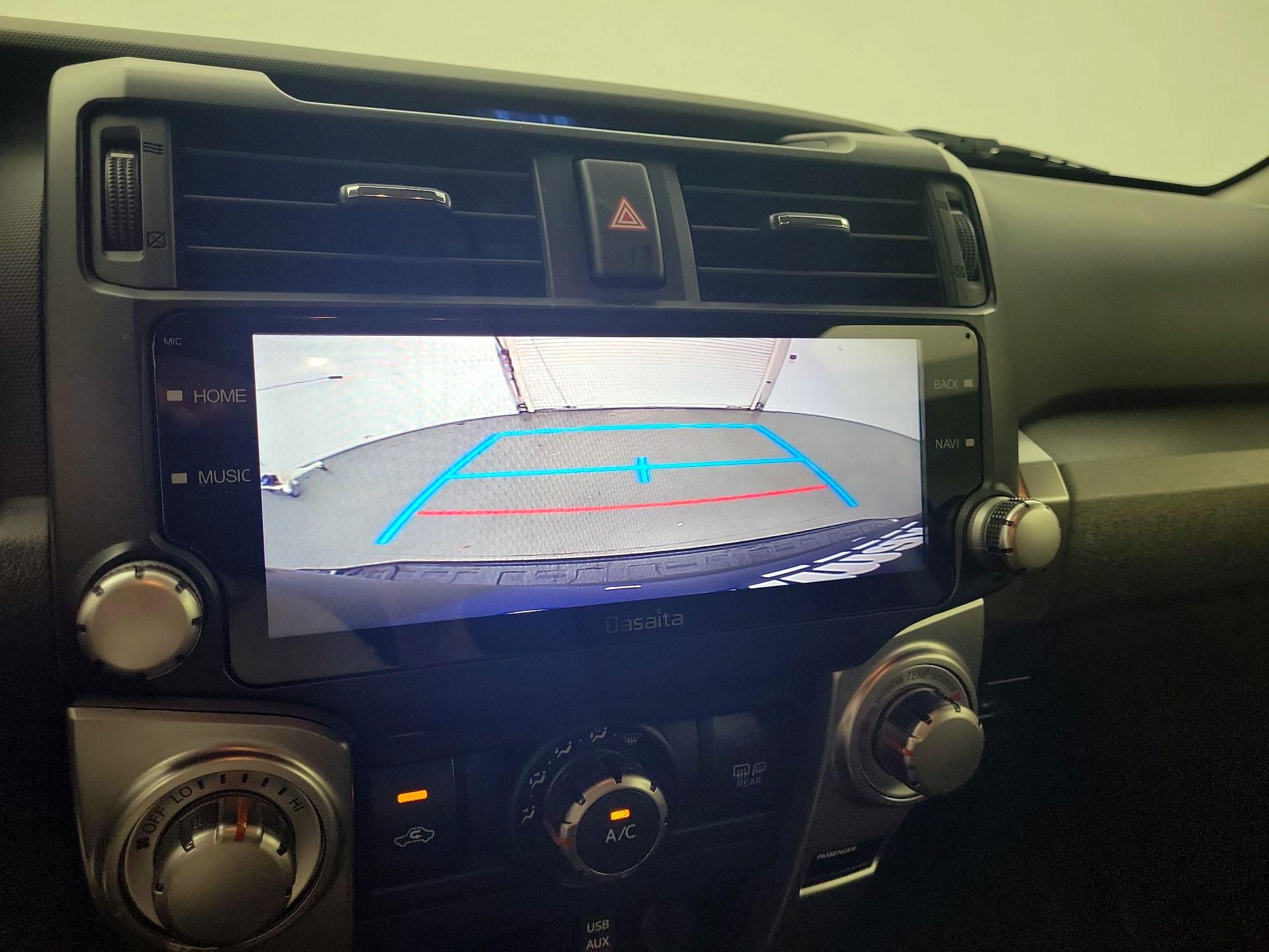 Thumbnail: 2019 Toyota 4Runner - 13