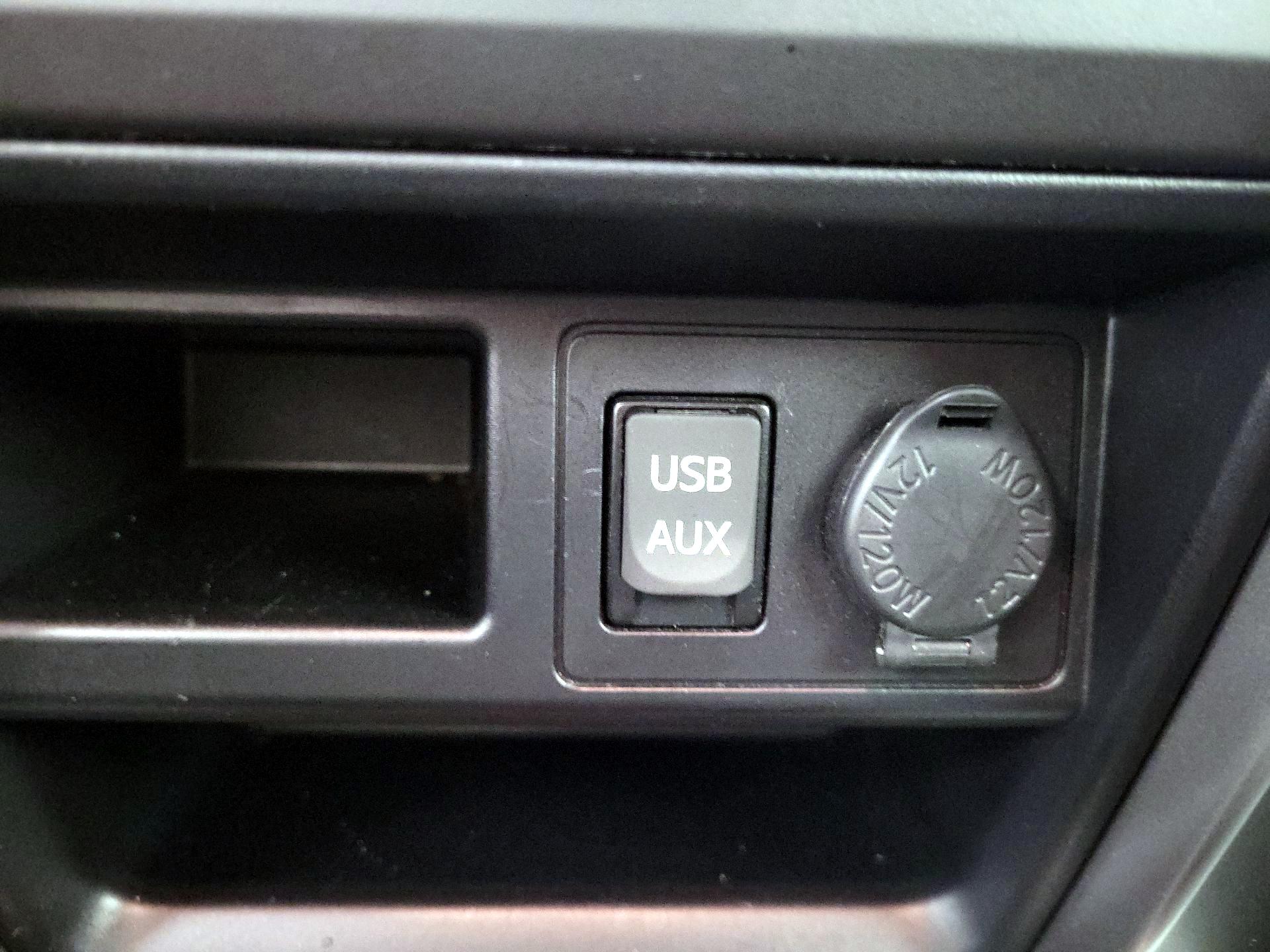 Thumbnail: 2019 Toyota 4Runner - 17