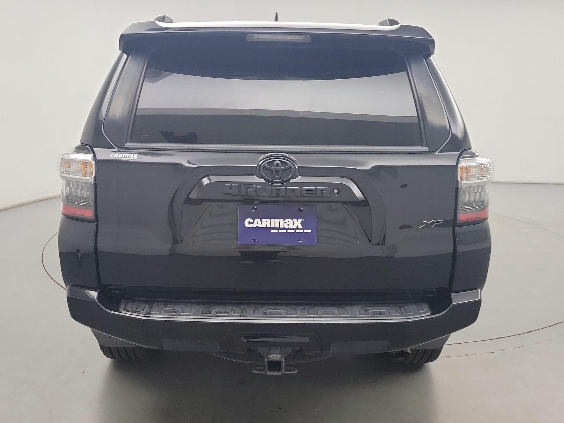 Thumbnail: 2019 Toyota 4Runner - 6