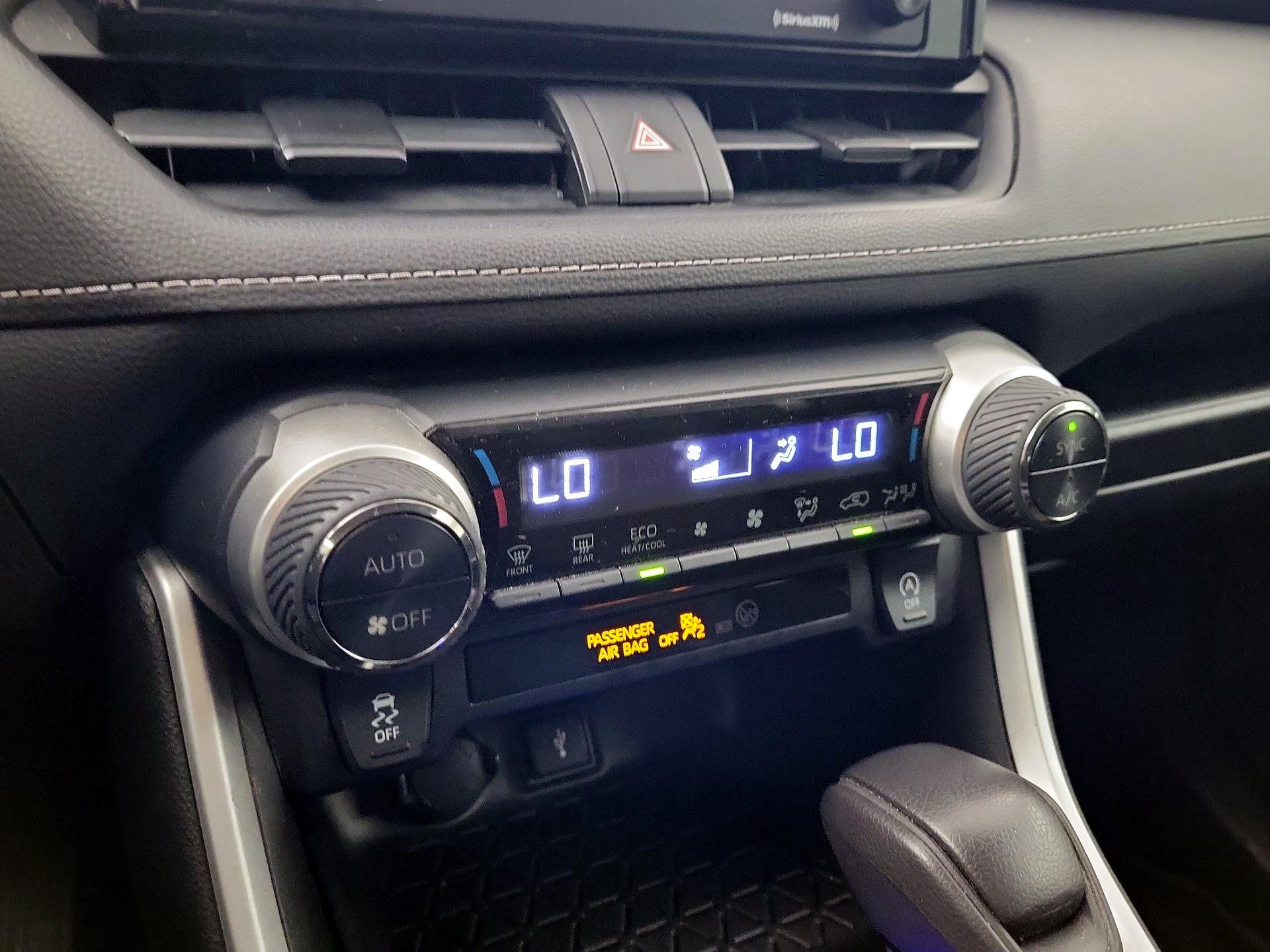 Thumbnail: 2021 Toyota RAV4 - 14