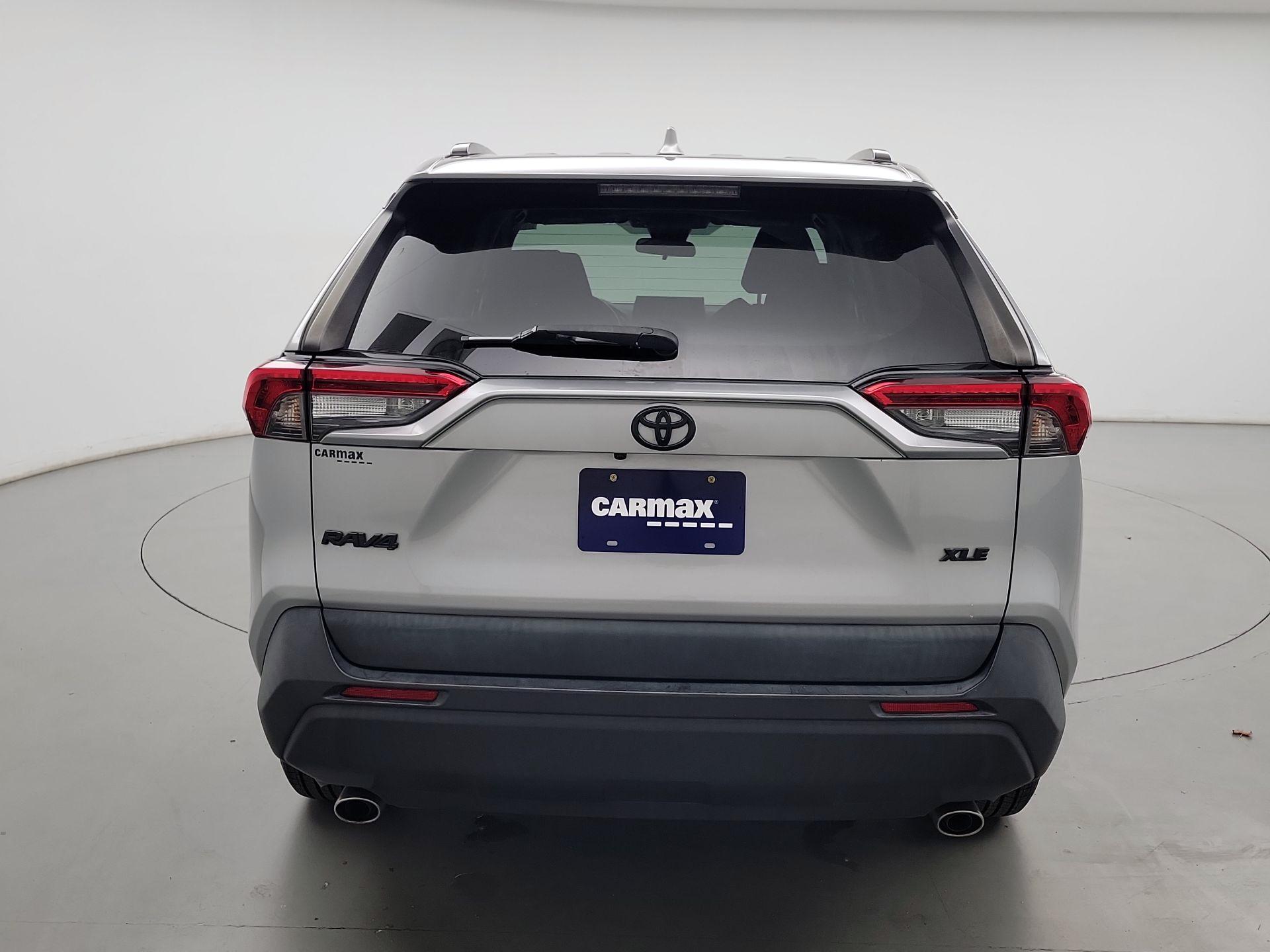 Thumbnail: 2021 Toyota RAV4 - 6