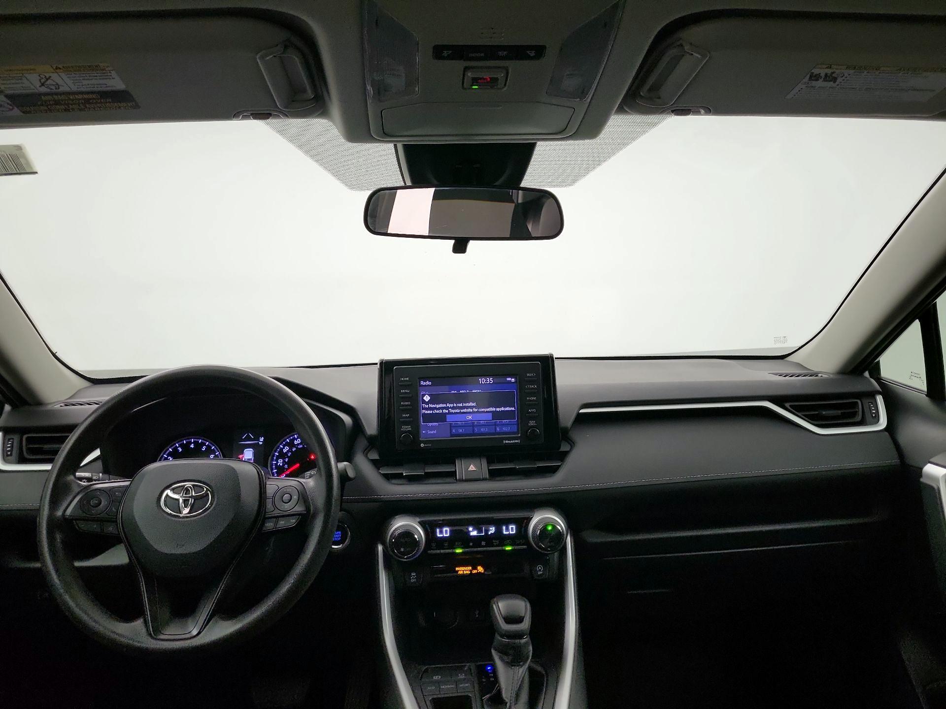 Thumbnail: 2021 Toyota RAV4 - 8