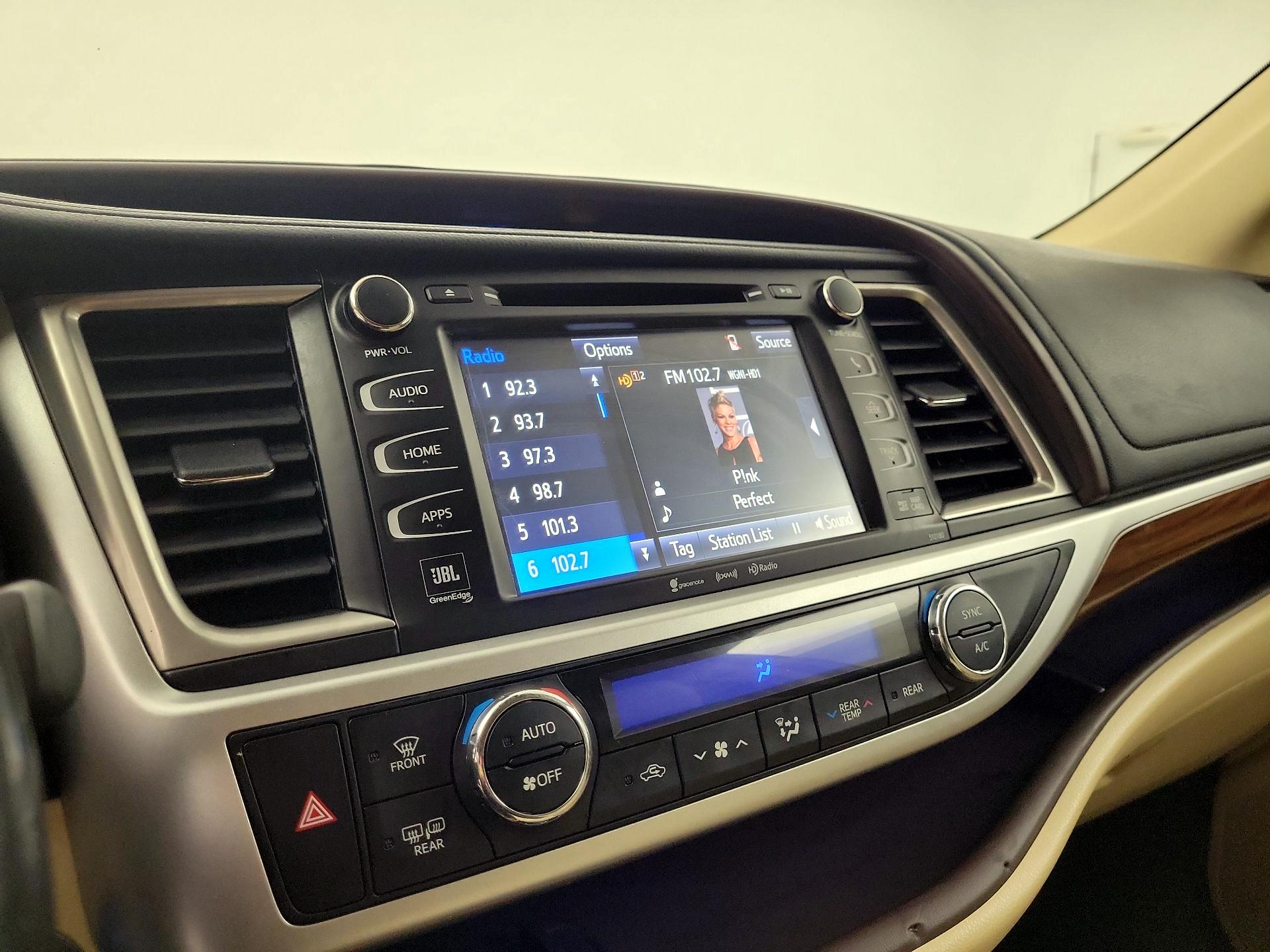 Thumbnail: 2017 Toyota Highlander - 13