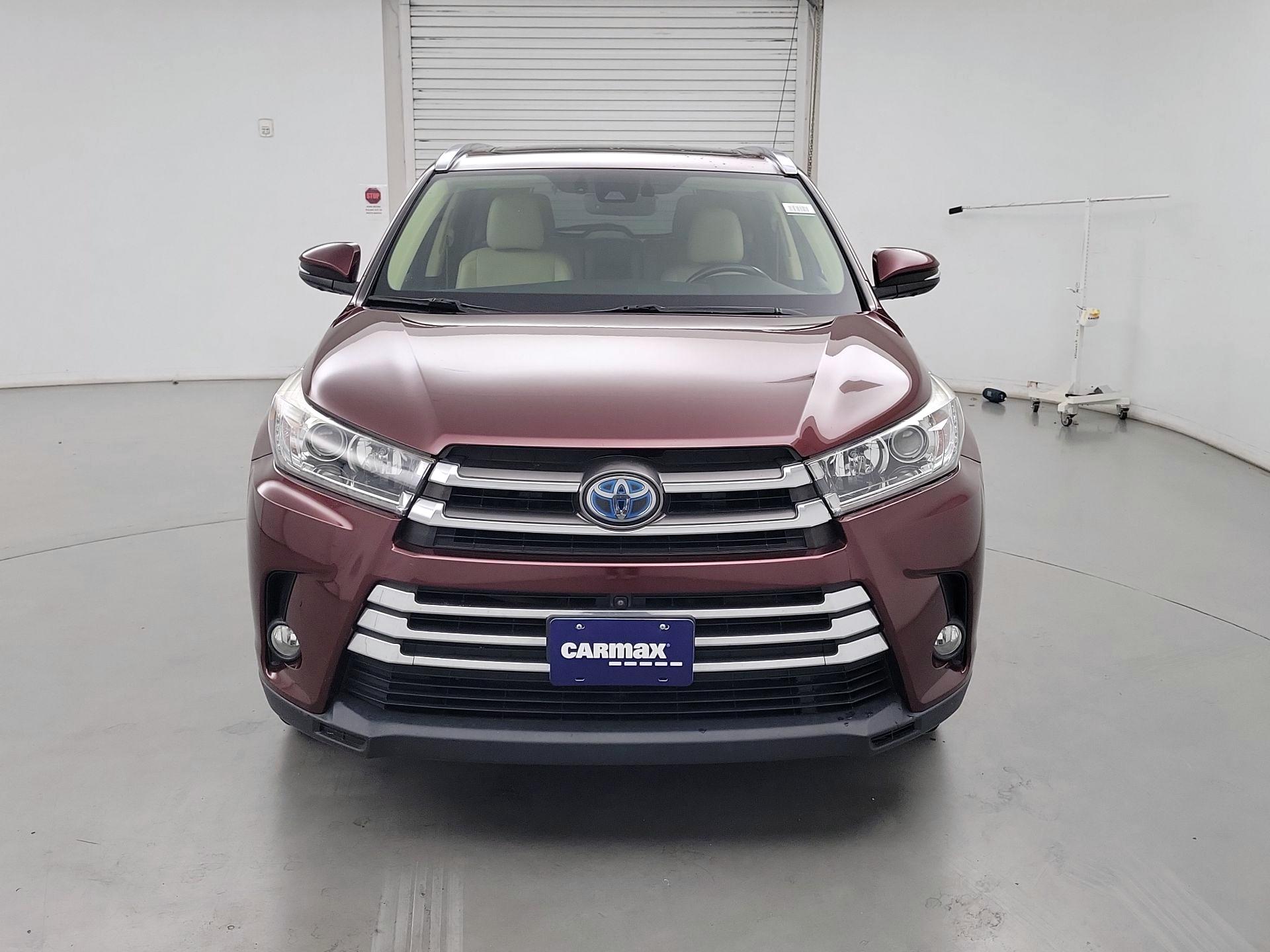 Thumbnail: 2017 Toyota Highlander - 2