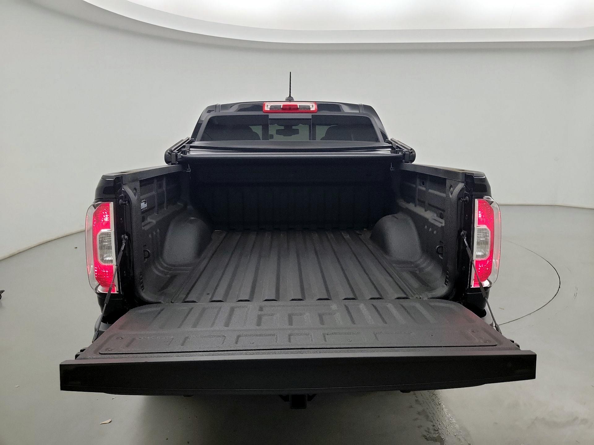 Thumbnail: 2022 GMC Canyon - 18