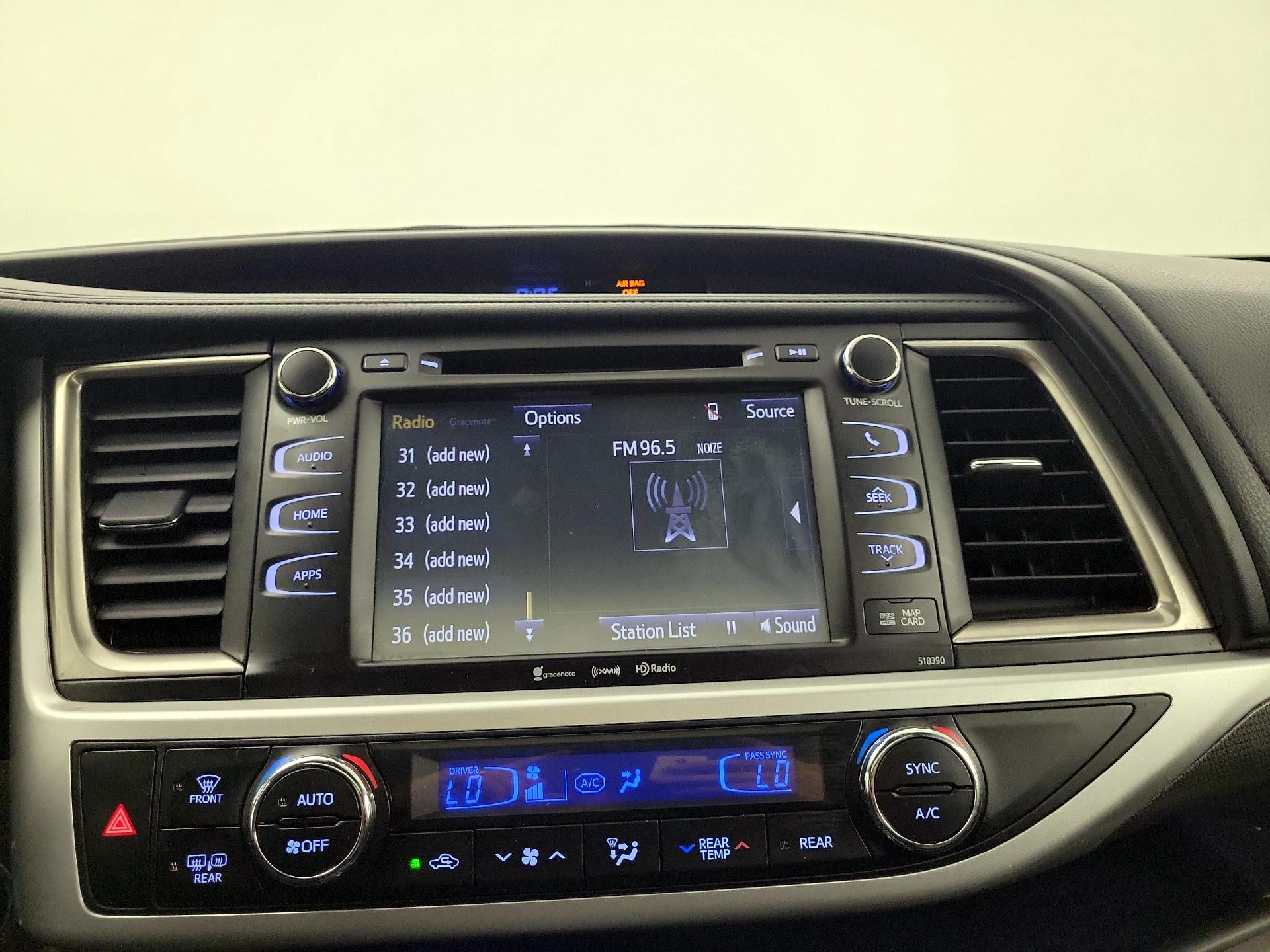 Thumbnail: 2019 Toyota Highlander - 13