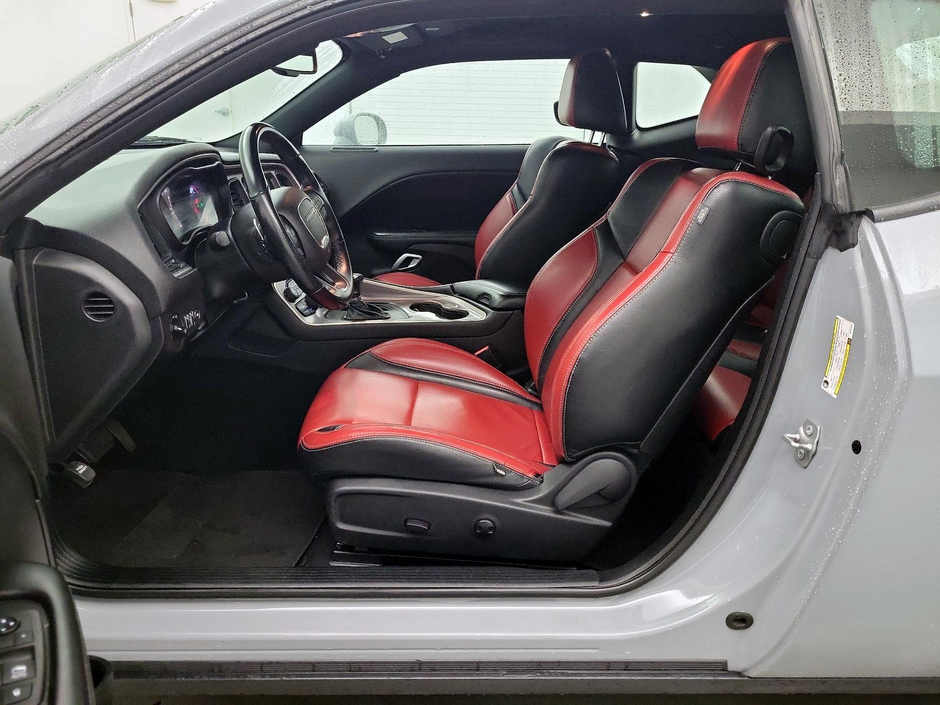 Thumbnail: 2022 Dodge Challenger - 9