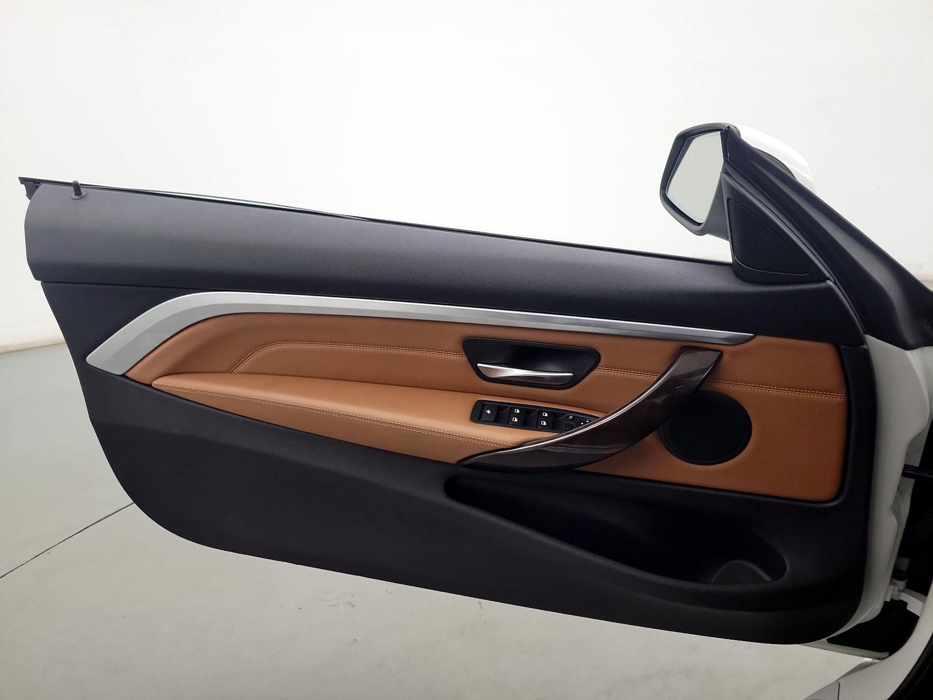 Thumbnail: 2017 BMW 4 Series - 10