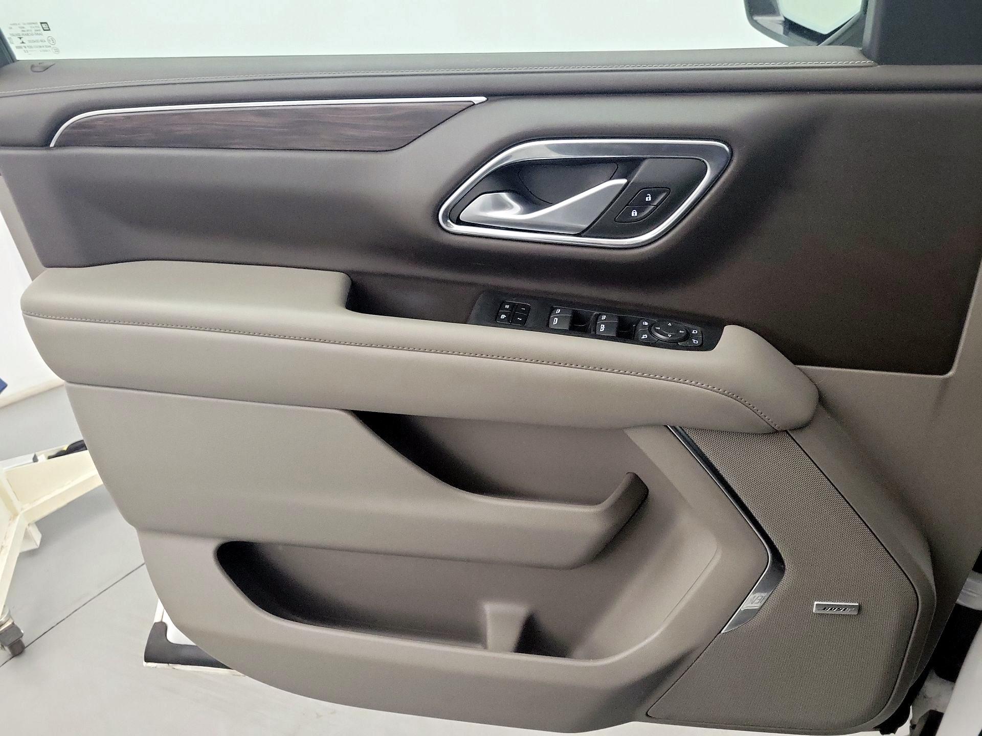 Thumbnail: 2022 Chevrolet Tahoe - 10