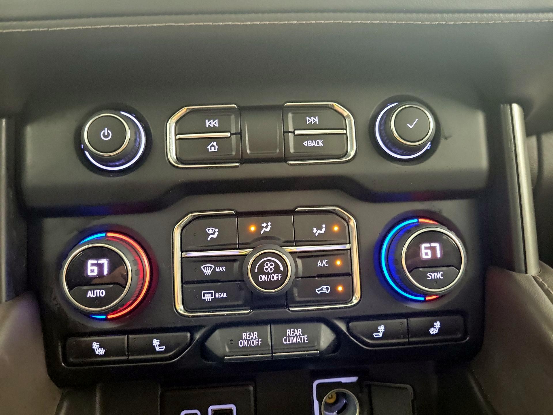 Thumbnail: 2022 Chevrolet Tahoe - 14