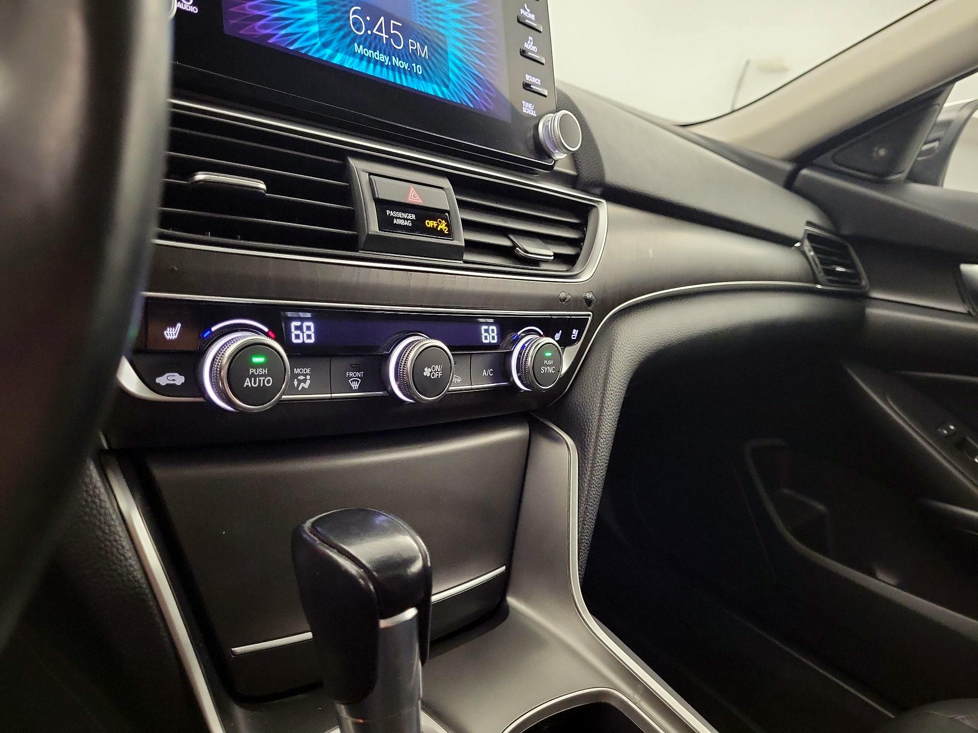 Thumbnail: 2018 Honda Accord - 15