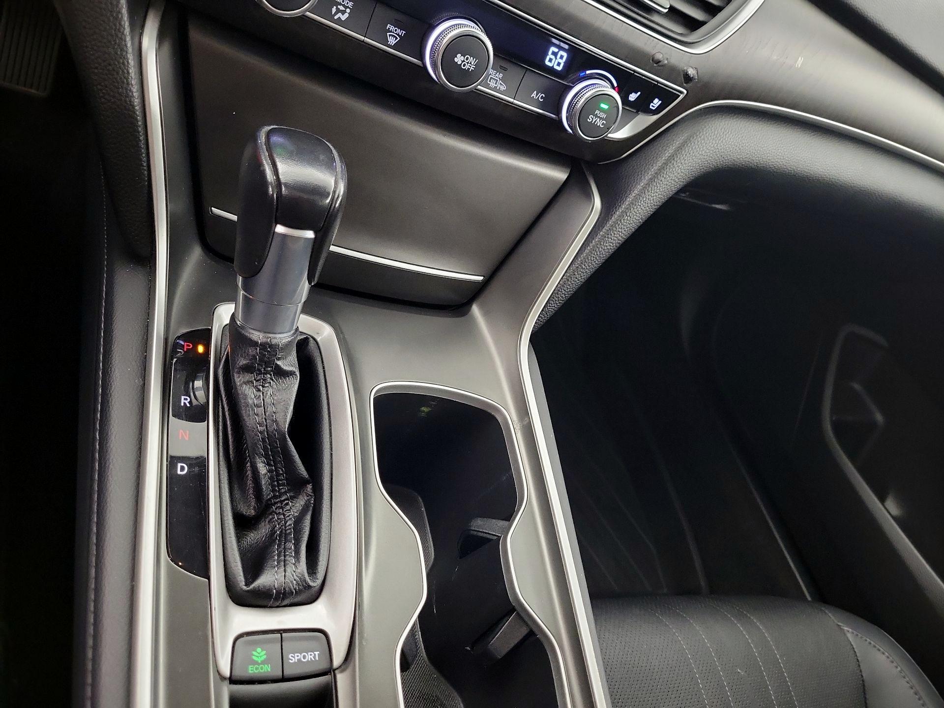 Thumbnail: 2018 Honda Accord - 16