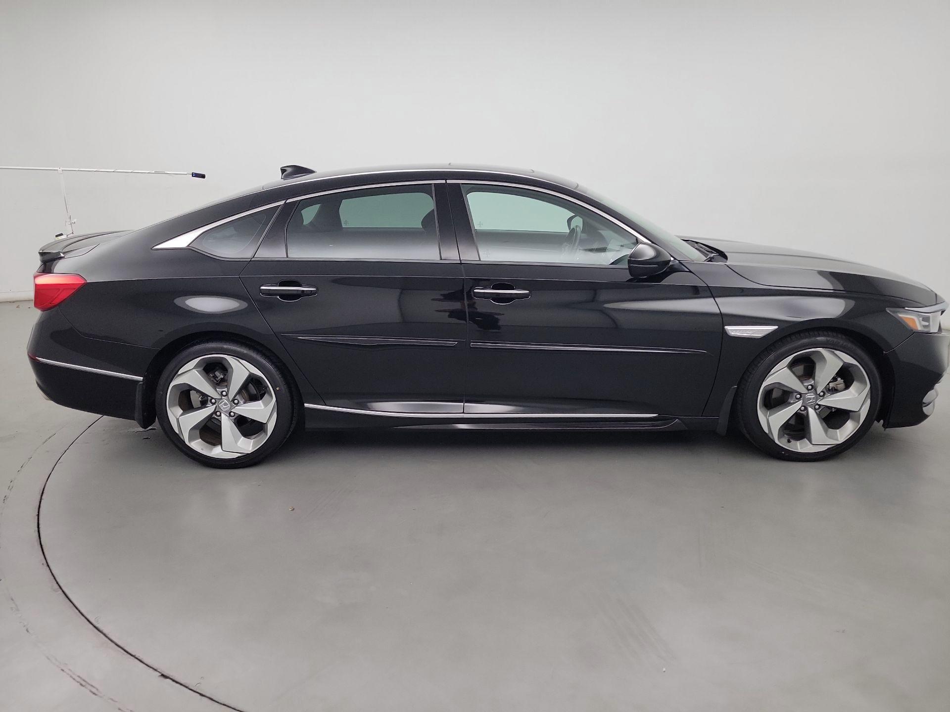 Thumbnail: 2018 Honda Accord - 4