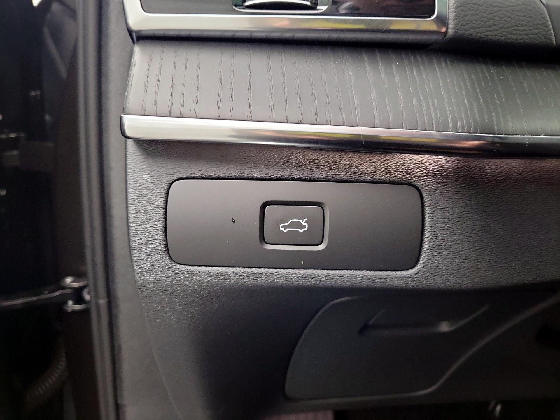 Thumbnail: 2024 Volvo XC90 - 11