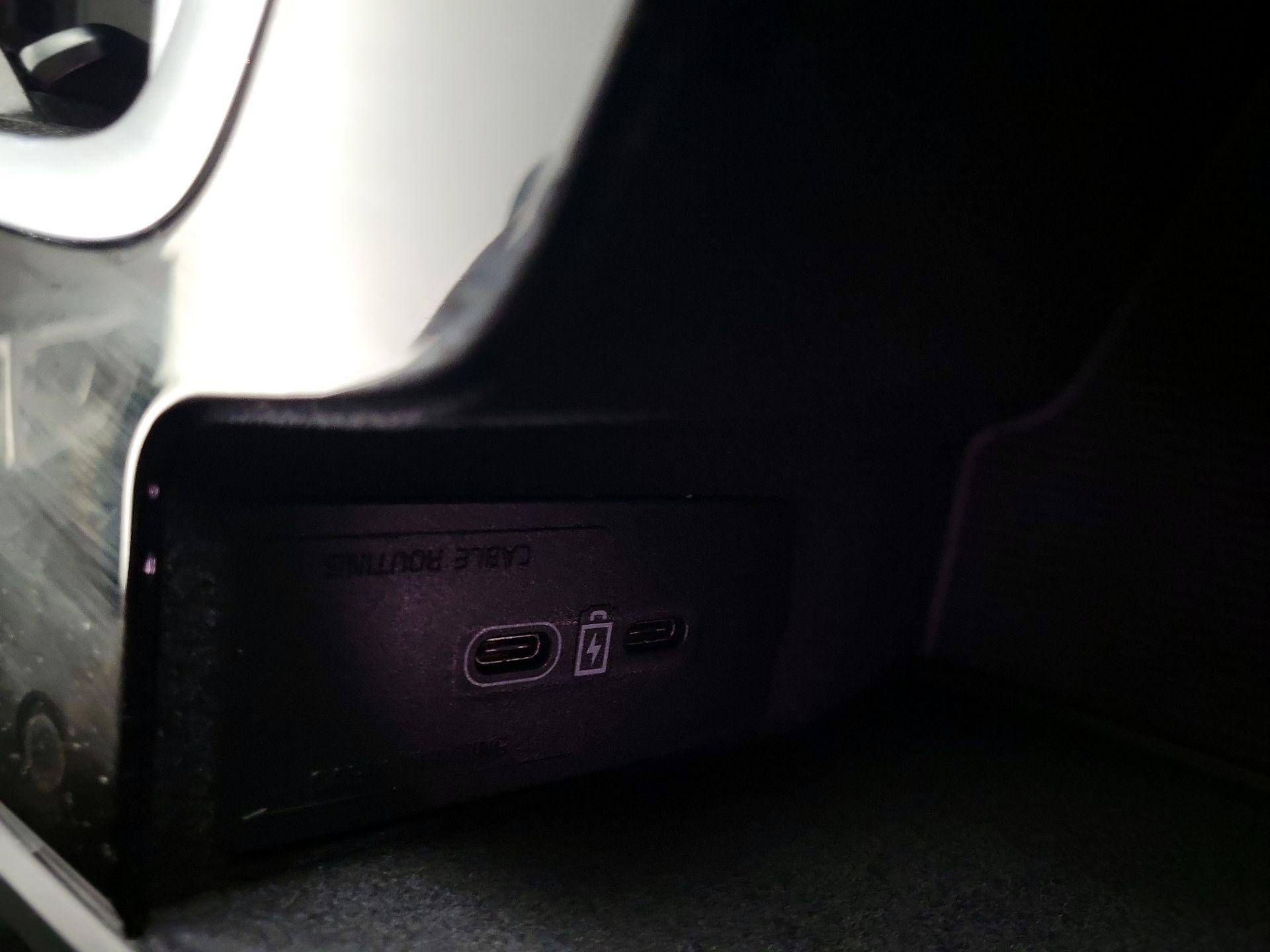 Thumbnail: 2024 Volvo XC90 - 16