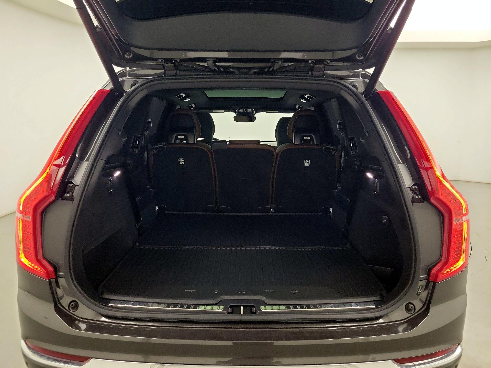 Thumbnail: 2024 Volvo XC90 - 19