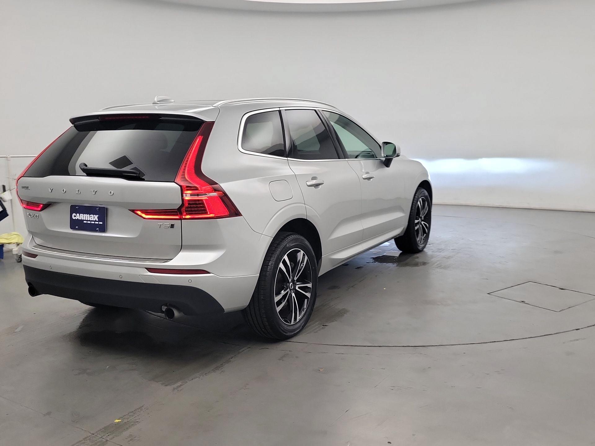 Thumbnail: 2021 Volvo XC60 - 5
