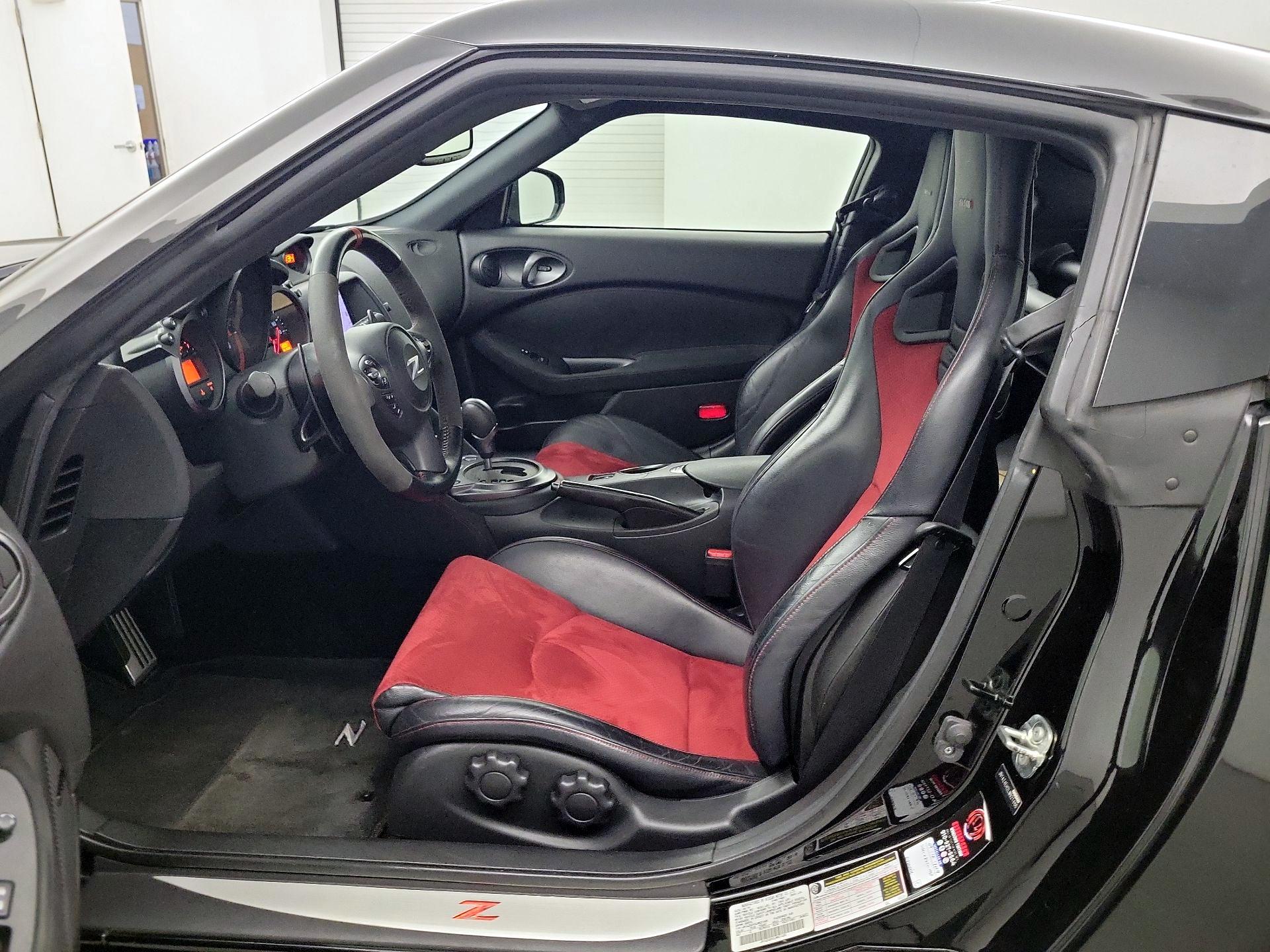 Thumbnail: 2020 Nissan Z - 9