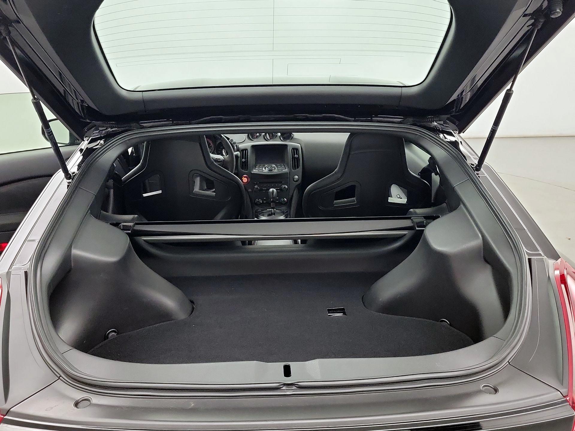 Thumbnail: 2020 Nissan Z - 18